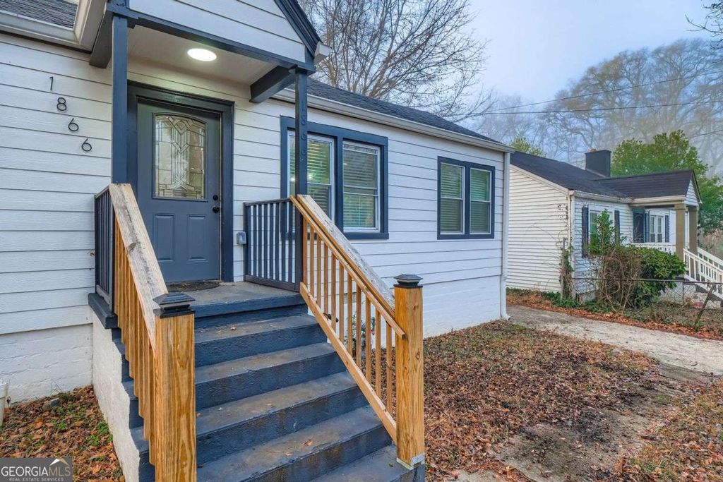 Photo of 1866 Thompson Avenue, East Point, GA 30344 (MLS # 10667694)