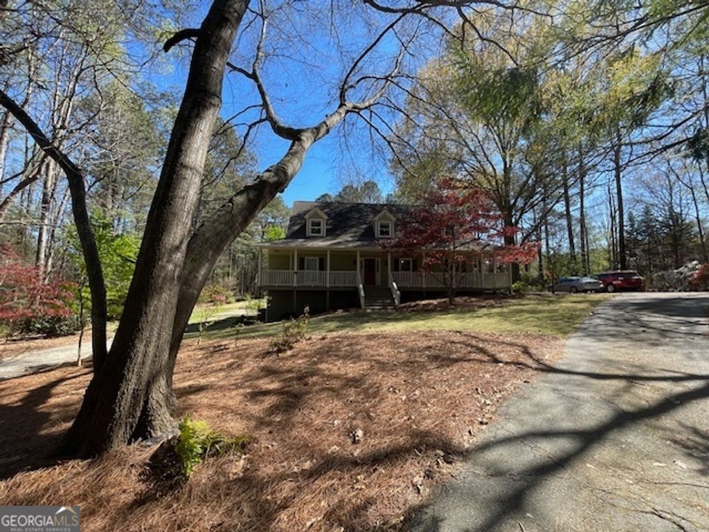 Photo of 2735 Tribble Mill Road, Lawrenceville, GA 30045 (MLS # 10768443)