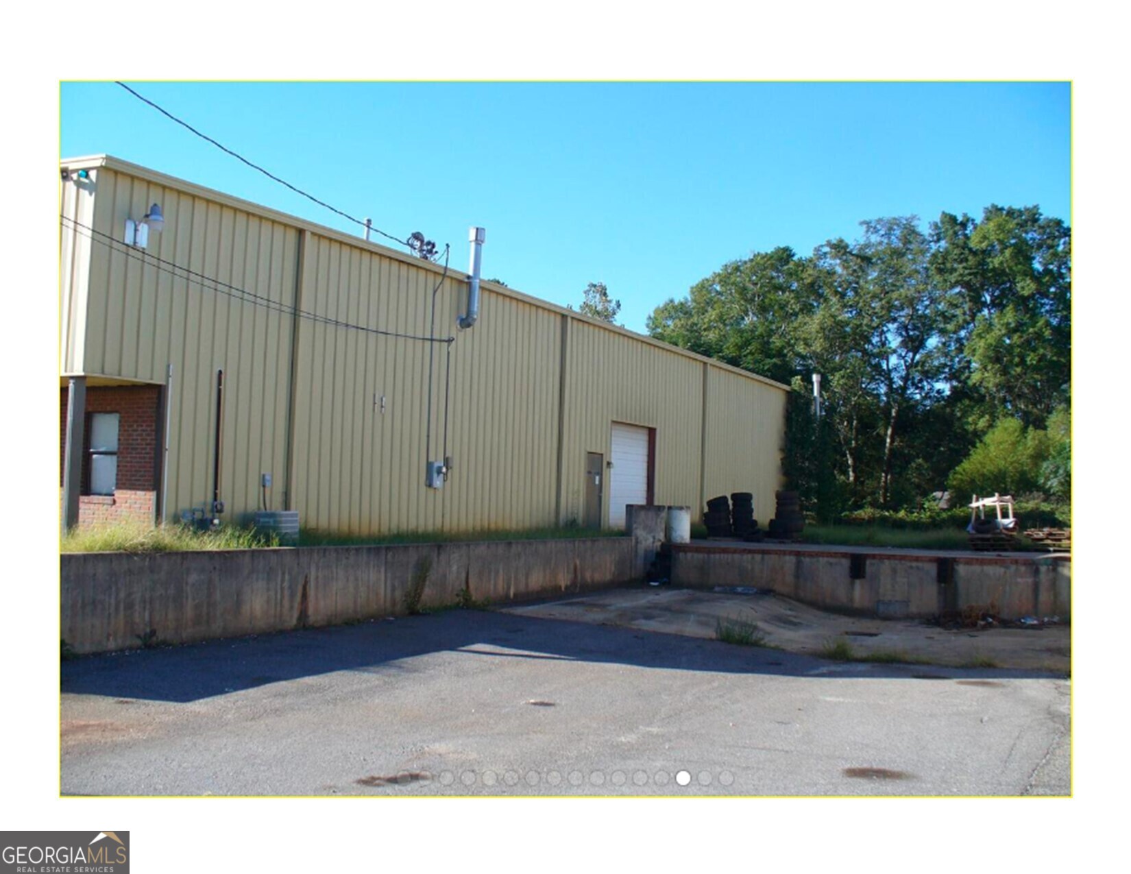 533 Commercial DR