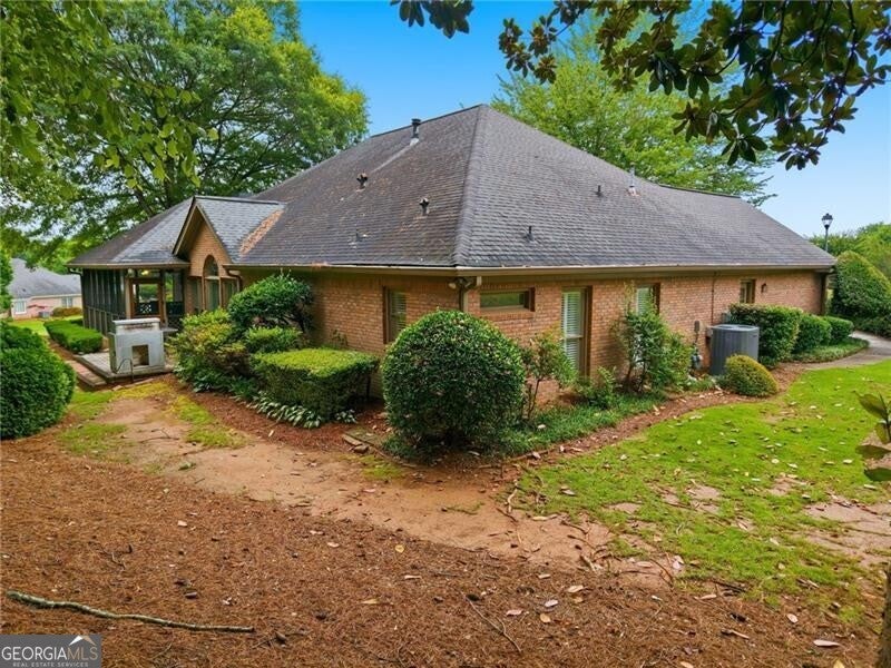 965 Knoll Crest CT