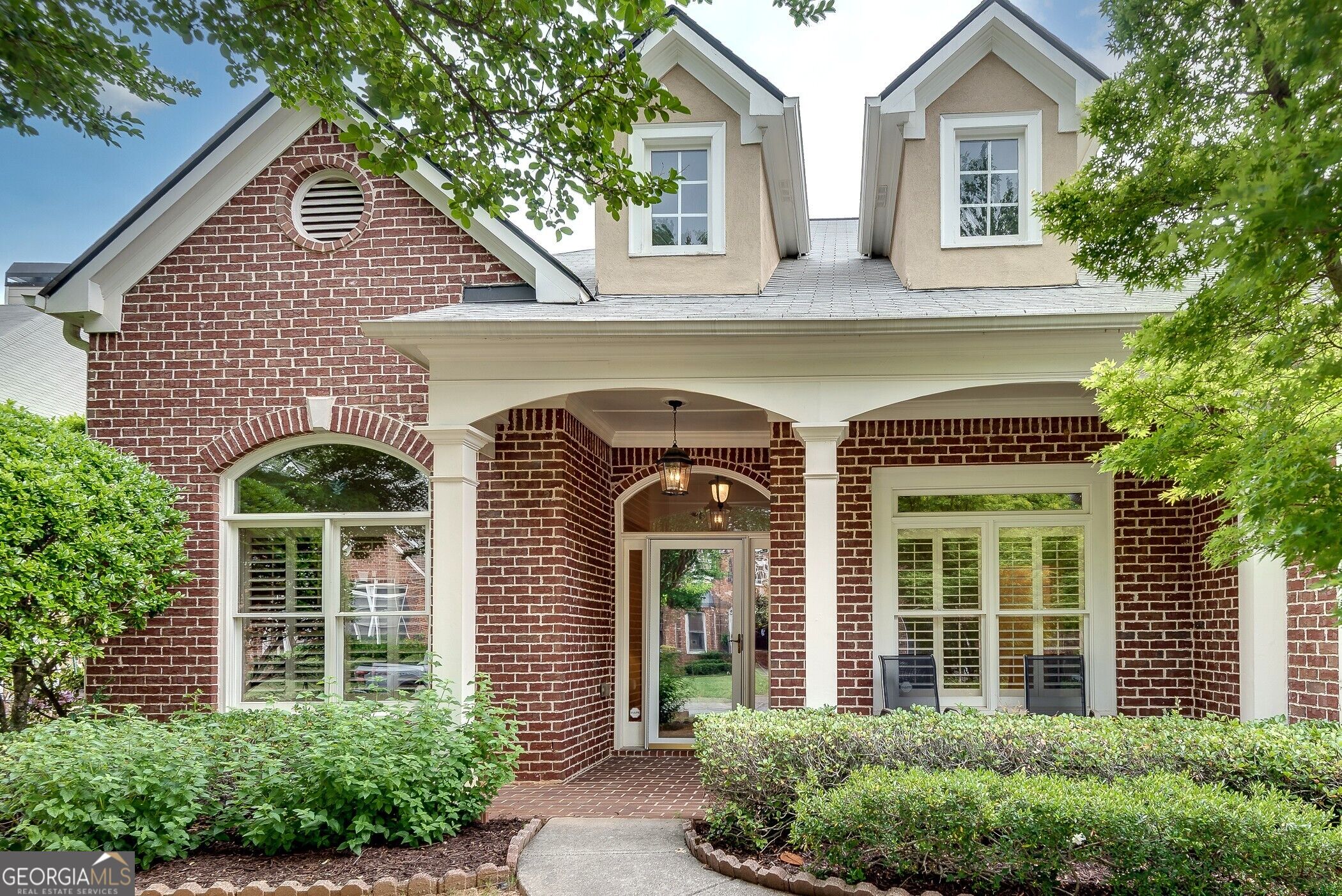 1558 Reserve CIR