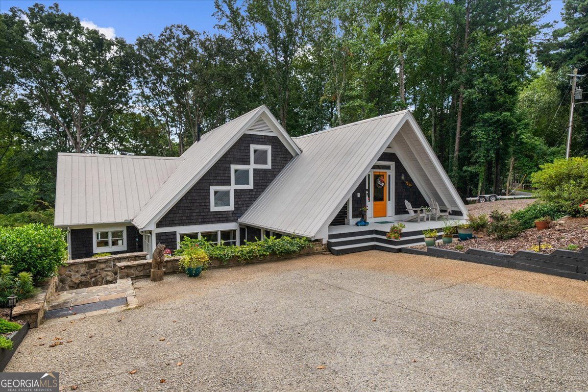 6255 Lakeview DR
