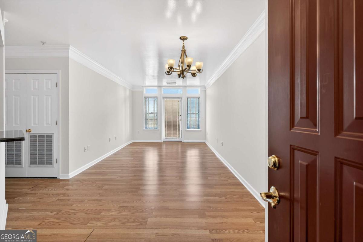 3334 Peachtree RD NE 911