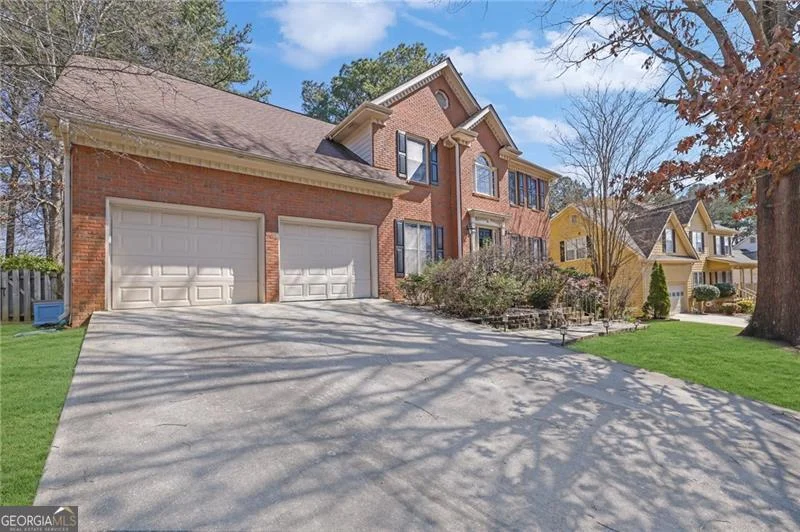1069 Sunny Field Lane
