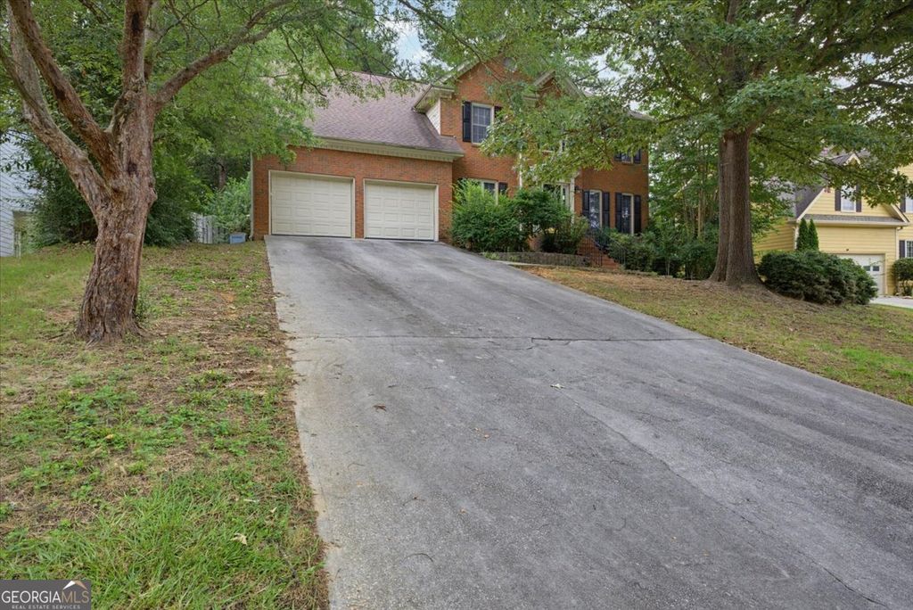 Photo of 1069 Sunny Field Lane, Lawrenceville, GA 30043 (MLS # 10811897)