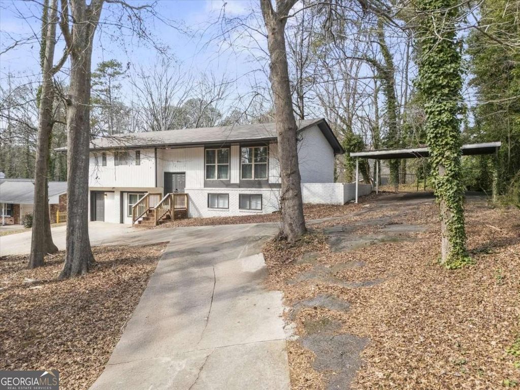 Photo of 3145 Flat Shoals Rd, Atlanta, GA 30349 (MLS # 10690524)