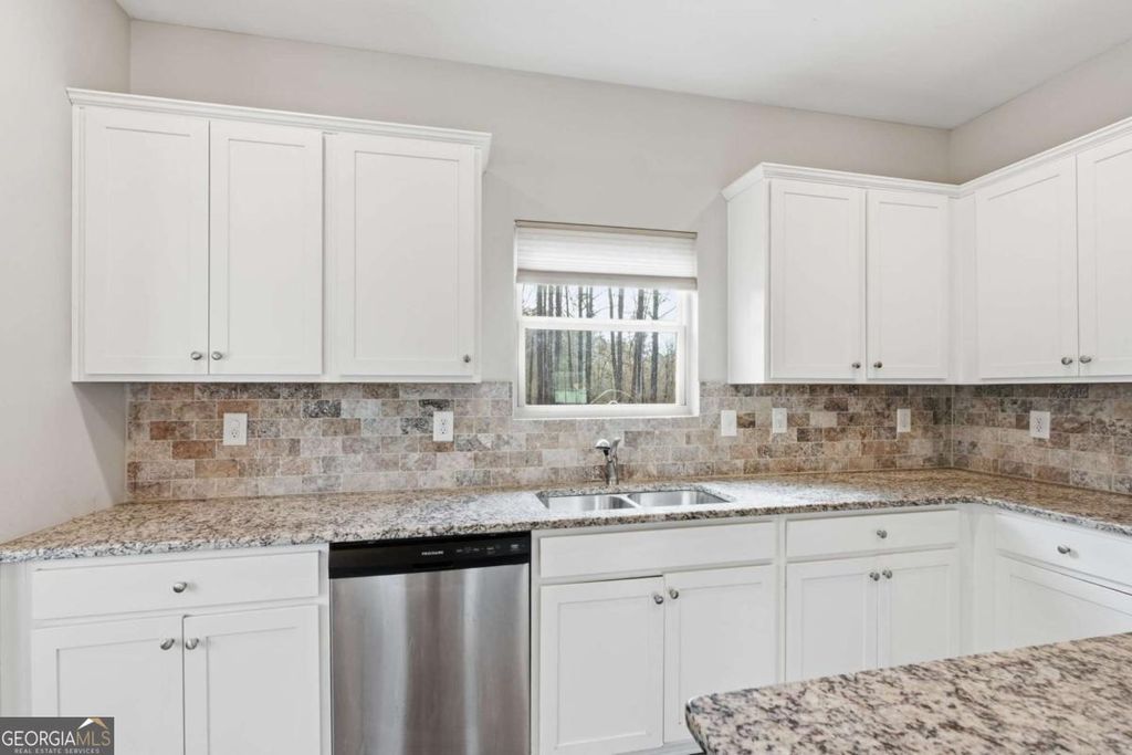 Photo of 317 Brook Court, Temple, GA 30179 (MLS # 10700392)