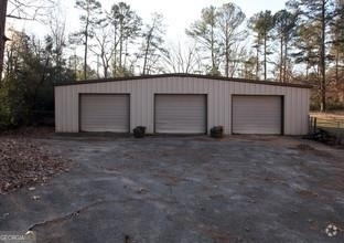 326 Hurricane Shoals RD NW