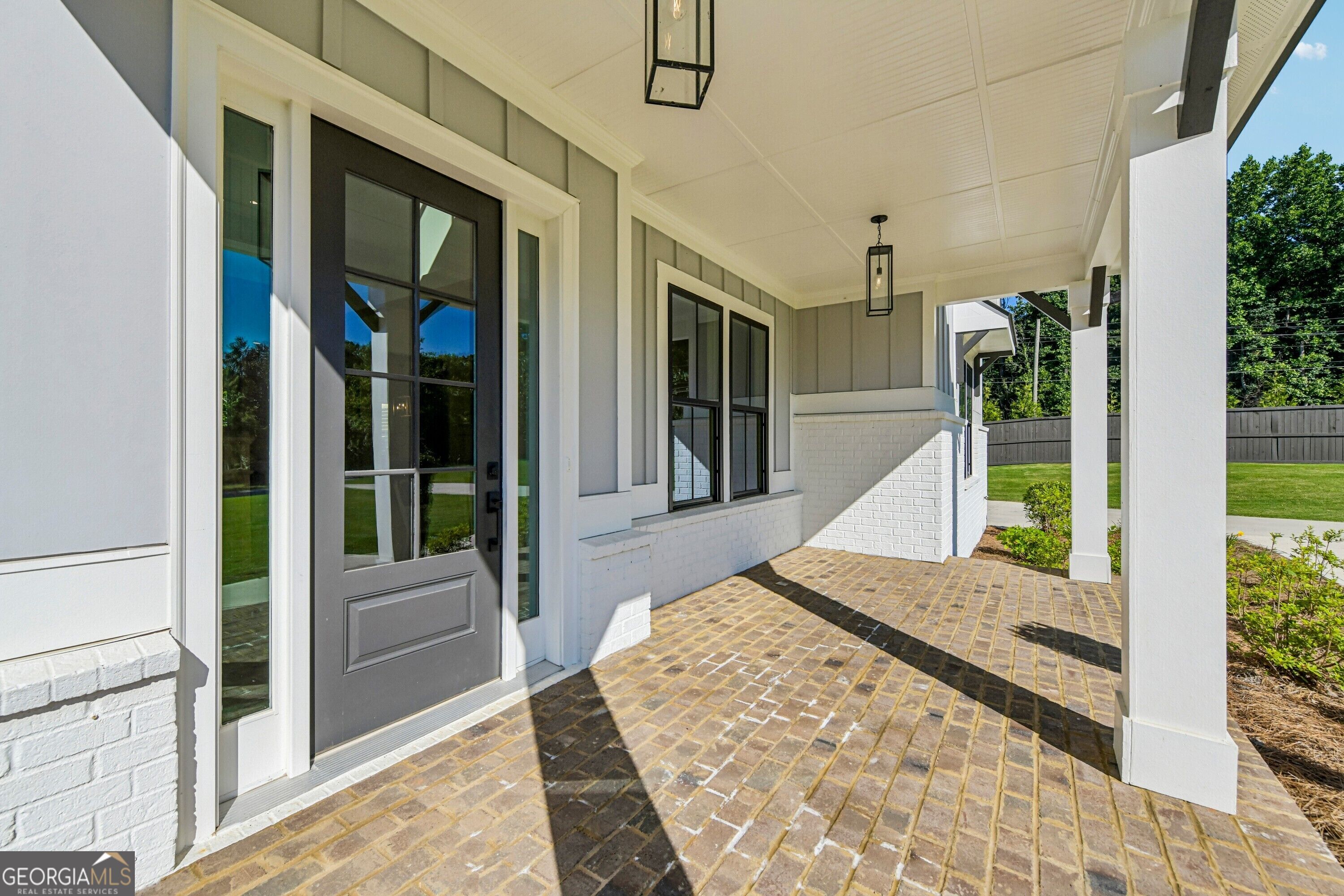 9110 Greenway CT