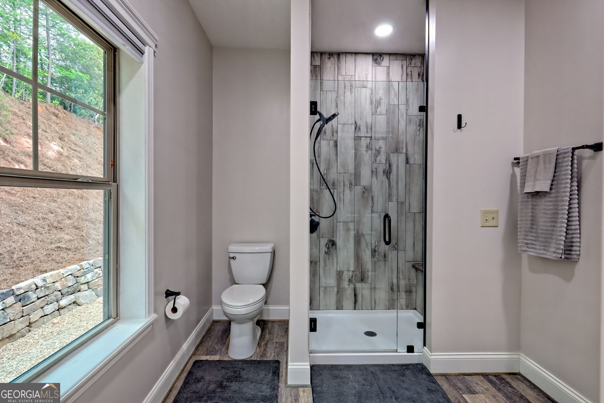 Rabun Gap, Georgia 30568, United States, 3 Bedrooms Bedrooms, ,4 BathroomsBathrooms,Residential,Active,127325