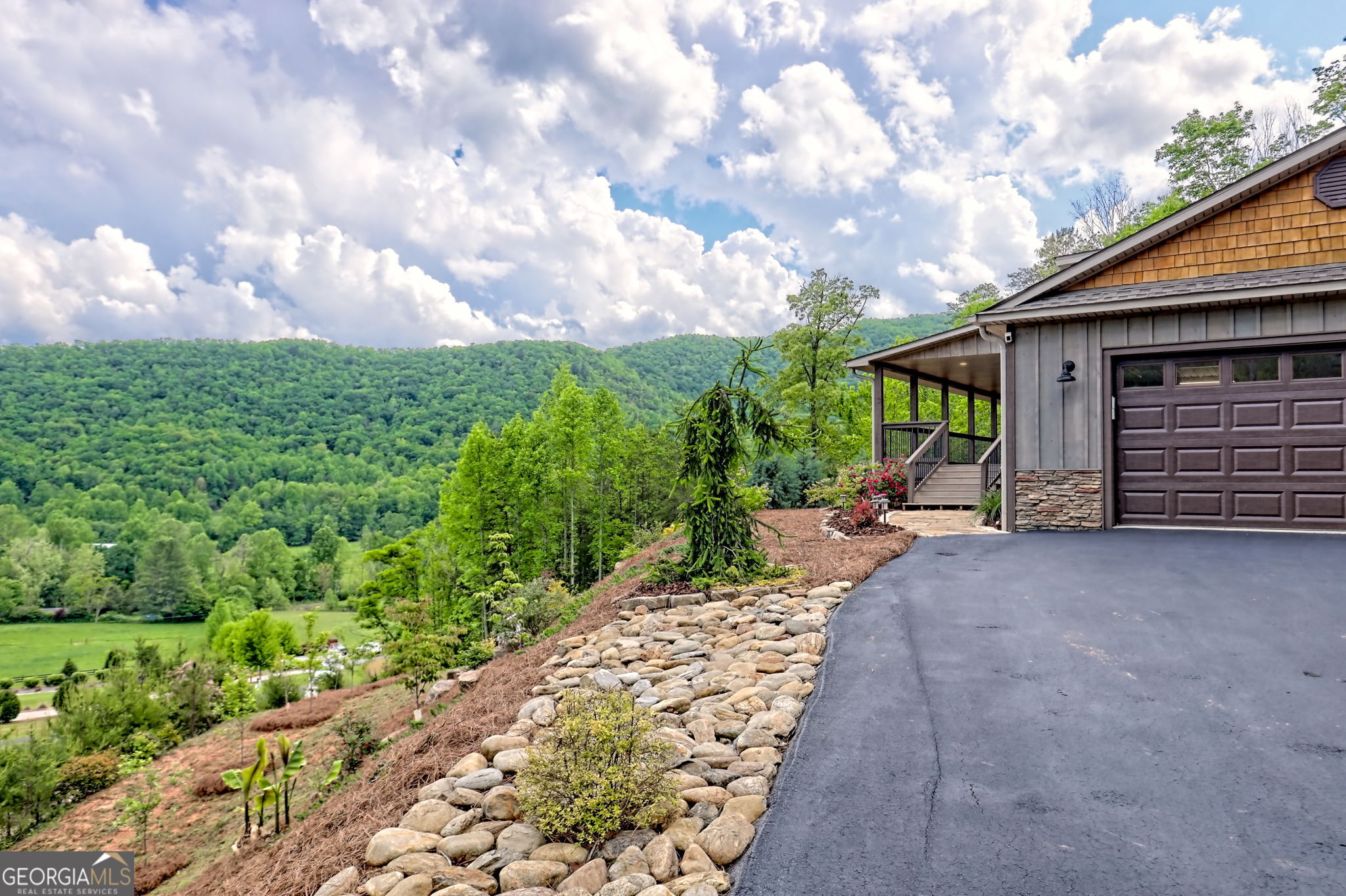 137 Olds Mountain Peak RD