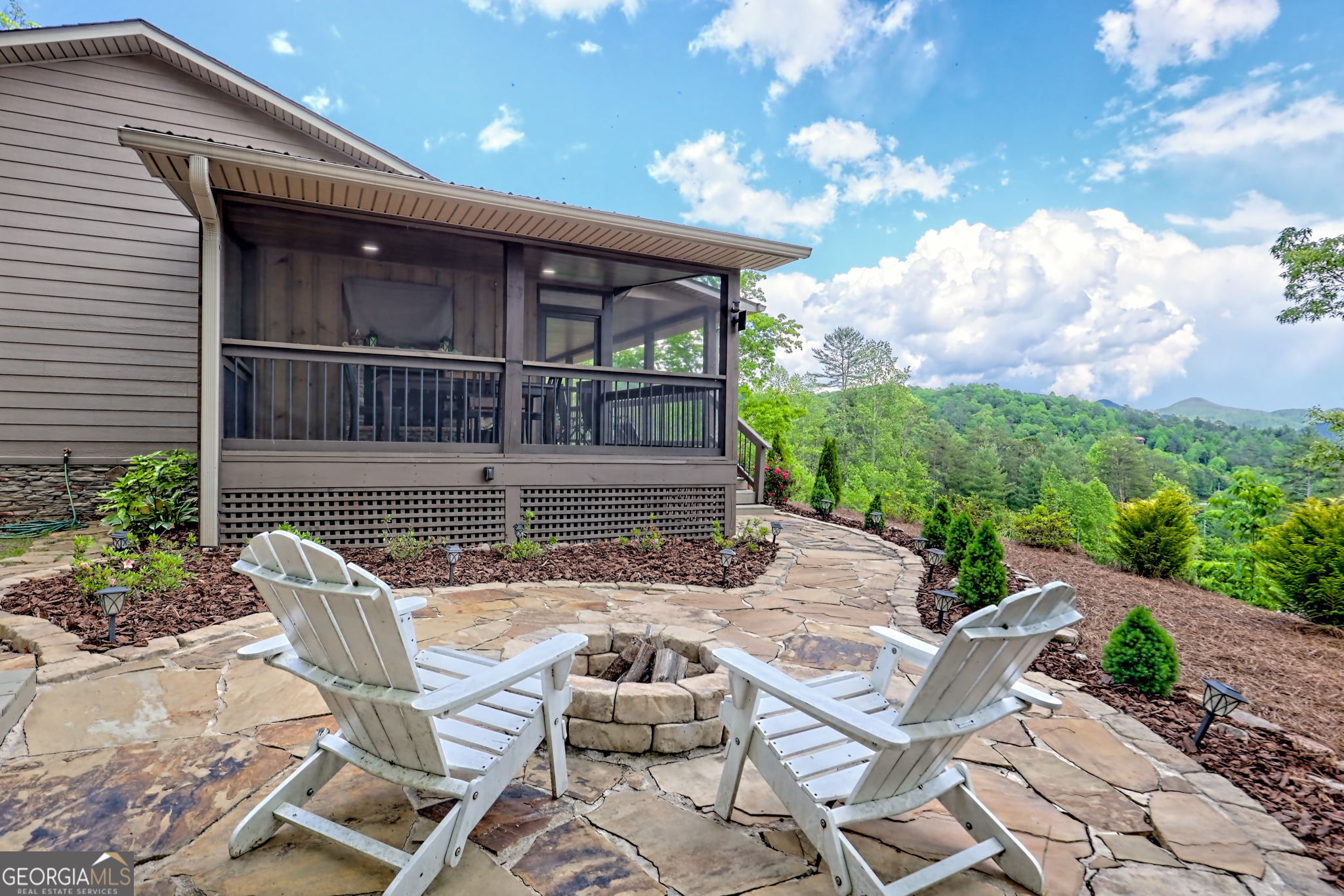 Rabun Gap, Georgia 30568, United States, 3 Bedrooms Bedrooms, ,4 BathroomsBathrooms,Residential,Active,127325