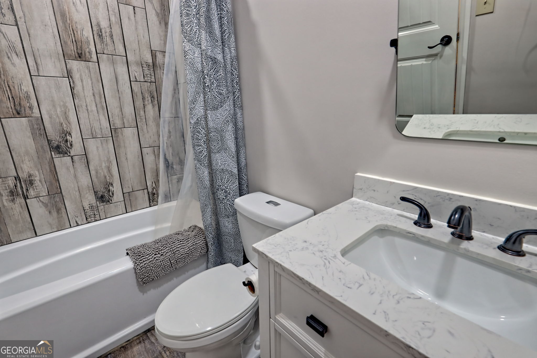 Rabun Gap, Georgia 30568, United States, 3 Bedrooms Bedrooms, ,4 BathroomsBathrooms,Residential,Active,127325