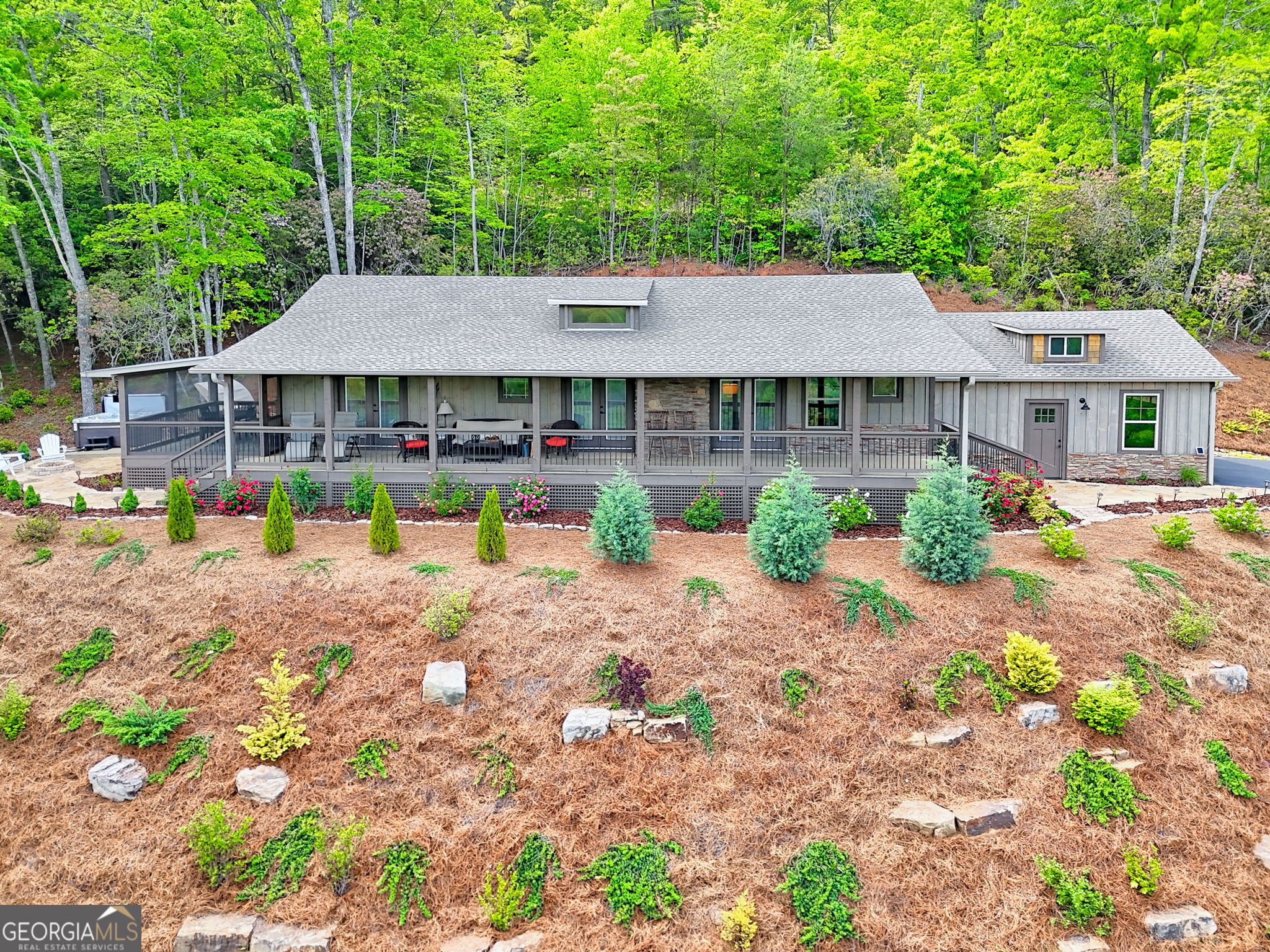 Rabun Gap, Georgia 30568, United States, 3 Bedrooms Bedrooms, ,4 BathroomsBathrooms,Residential,Active,127325