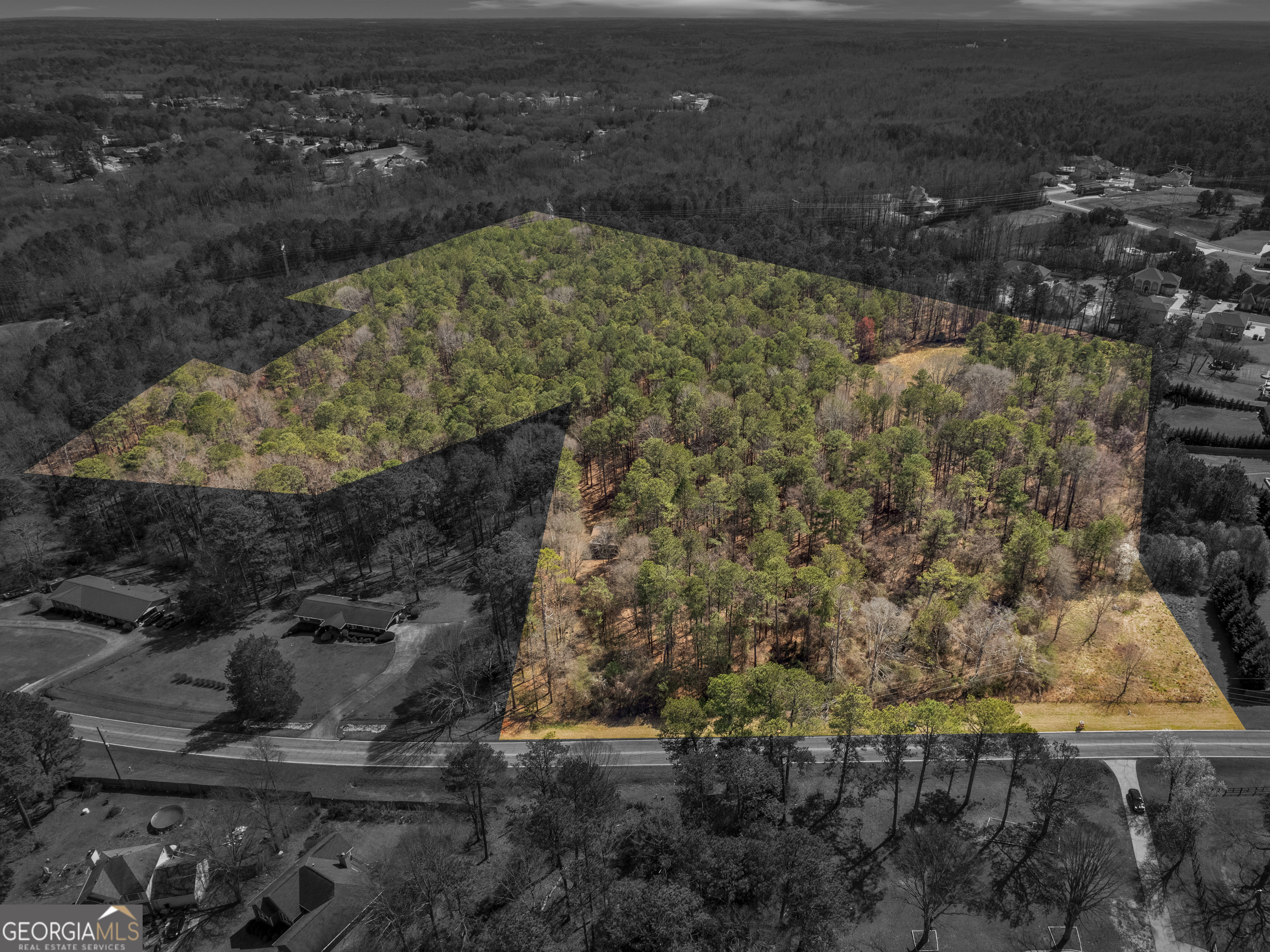PRICE REDUCTION!!!! Perfect builder opportunity!!! This property butts right up to the highly sought-after Klondike Heights subdivision. This is a can't miss subdivision for your next high end projects. This expansive 19+ acre parcel is a fantastic opportunity for builders looking to develop in a prime location. Situated in a growing area with easy access to major roads, this property offers the perfect canvas for residential or mixed-use development. With ample space for multiple homes or a larger community, this tract is ideal for those looking to capitalize on the increasing demand for new construction.