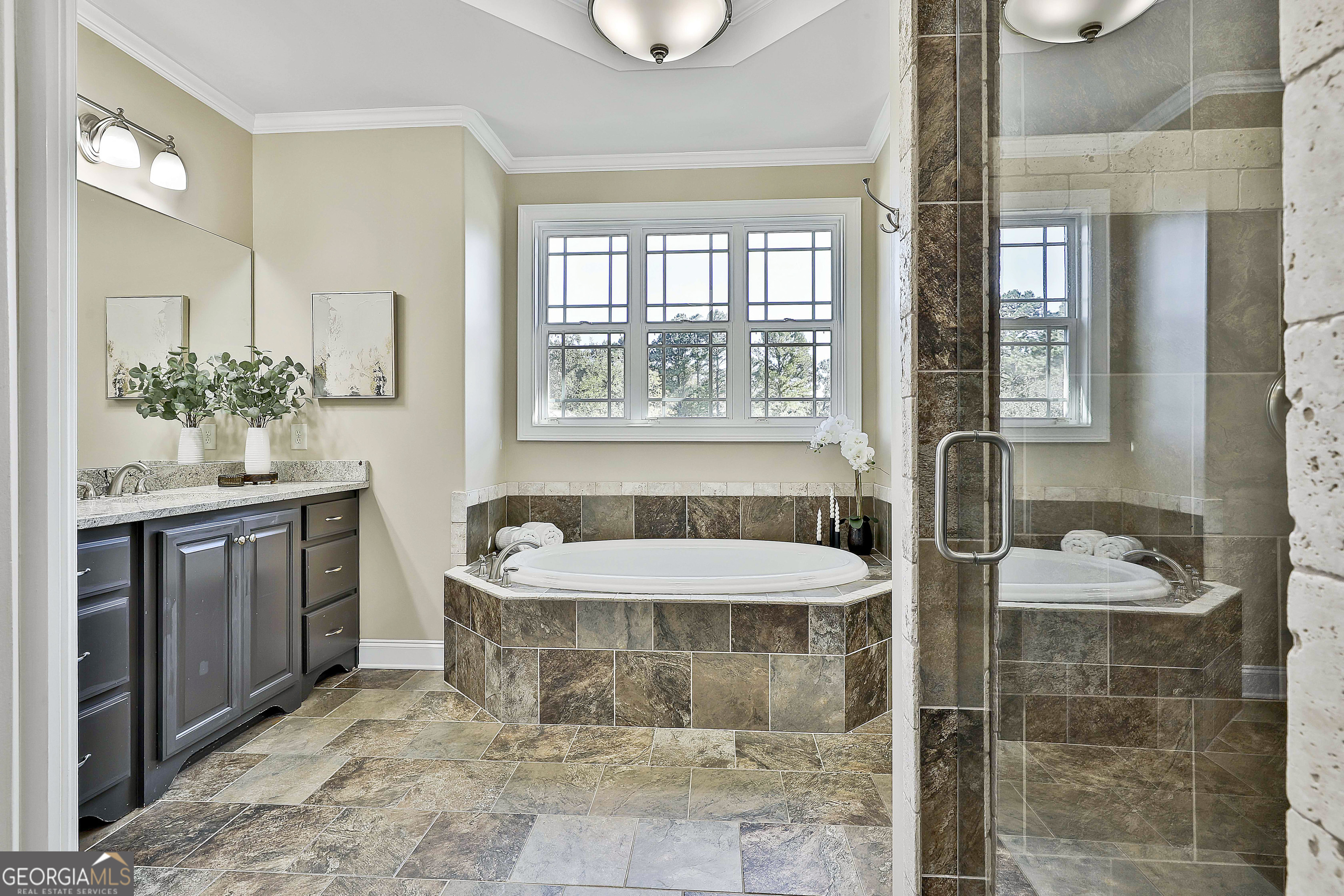 Newnan, Georgia 30263, United States, 6 Bedrooms Bedrooms, ,5 BathroomsBathrooms,Residential,Active,229579