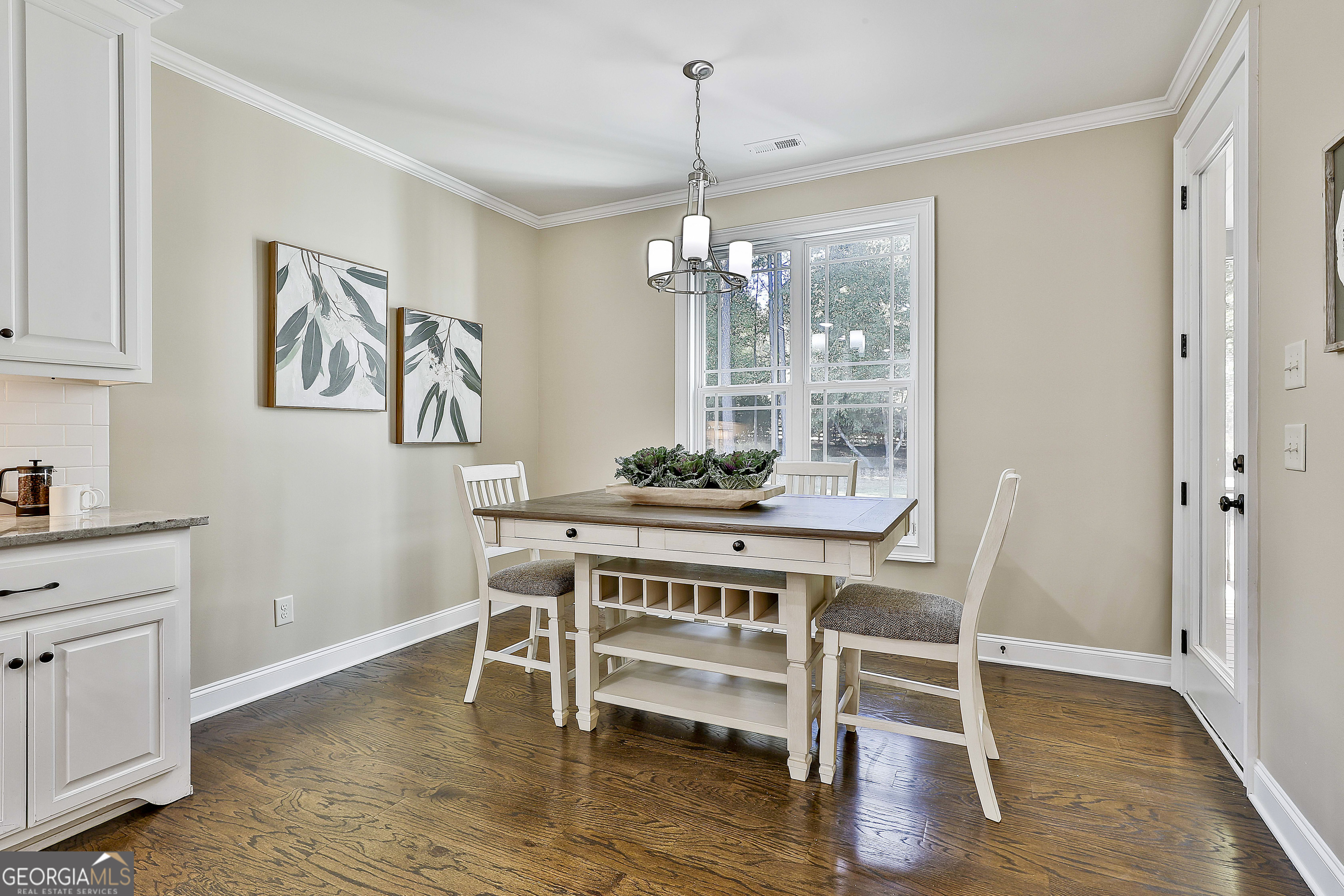 Newnan, Georgia 30263, United States, 6 Bedrooms Bedrooms, ,5 BathroomsBathrooms,Residential,Active,229579