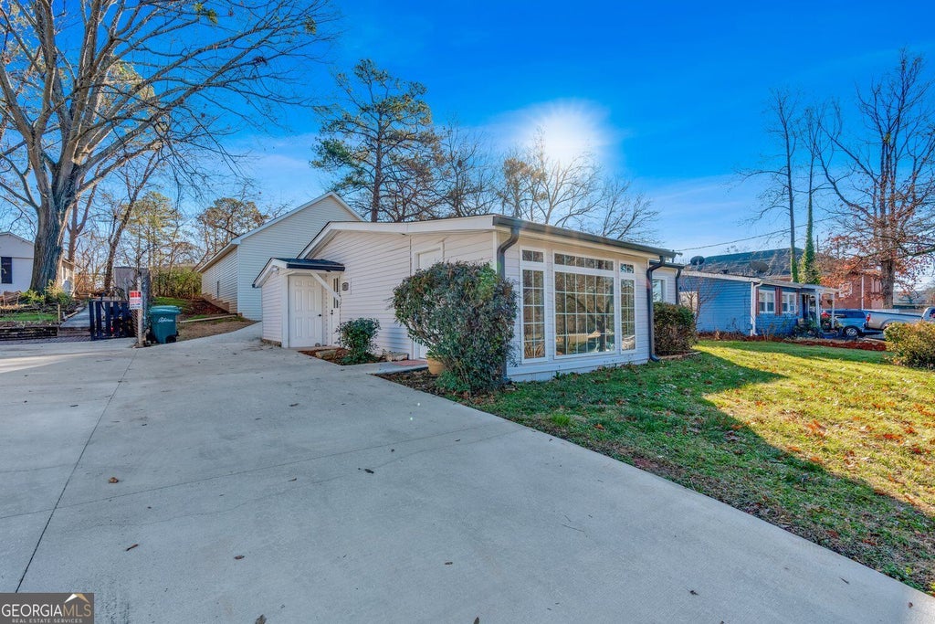 Photo of 375 Bell Street SE, Marietta, GA 30060 (MLS # 10878920)