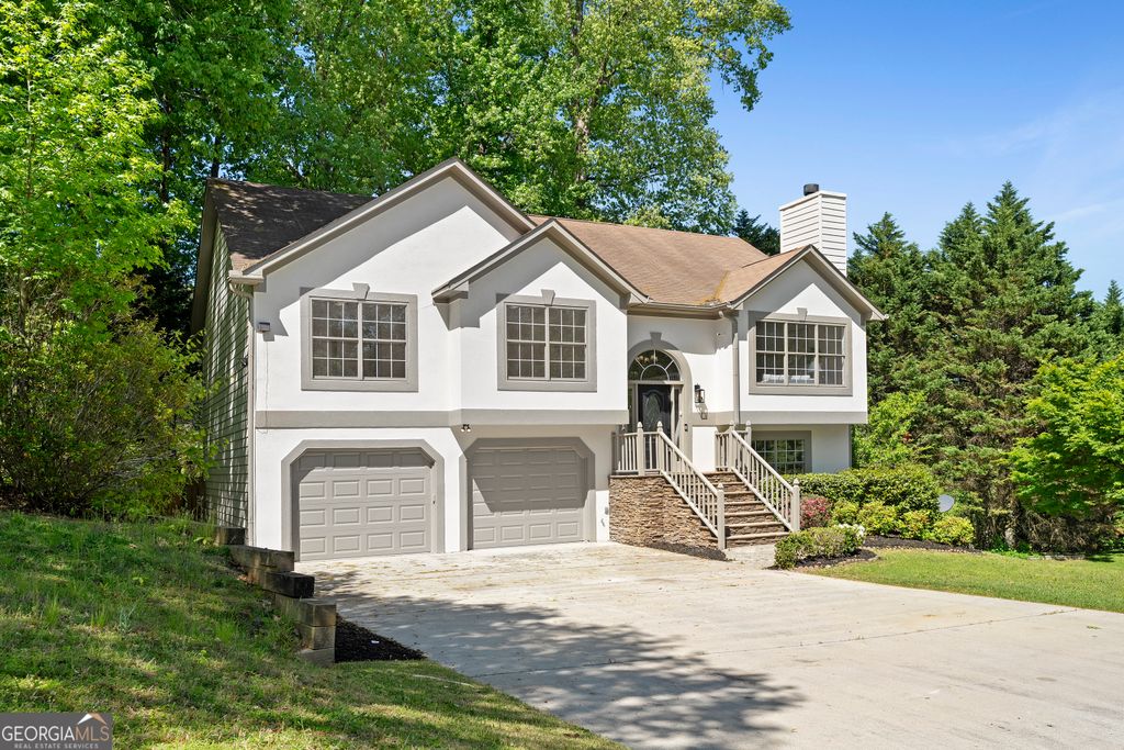 Photo of 870 Long Branch Circle, Sugar Hill, GA 30518 (MLS # 10735538)