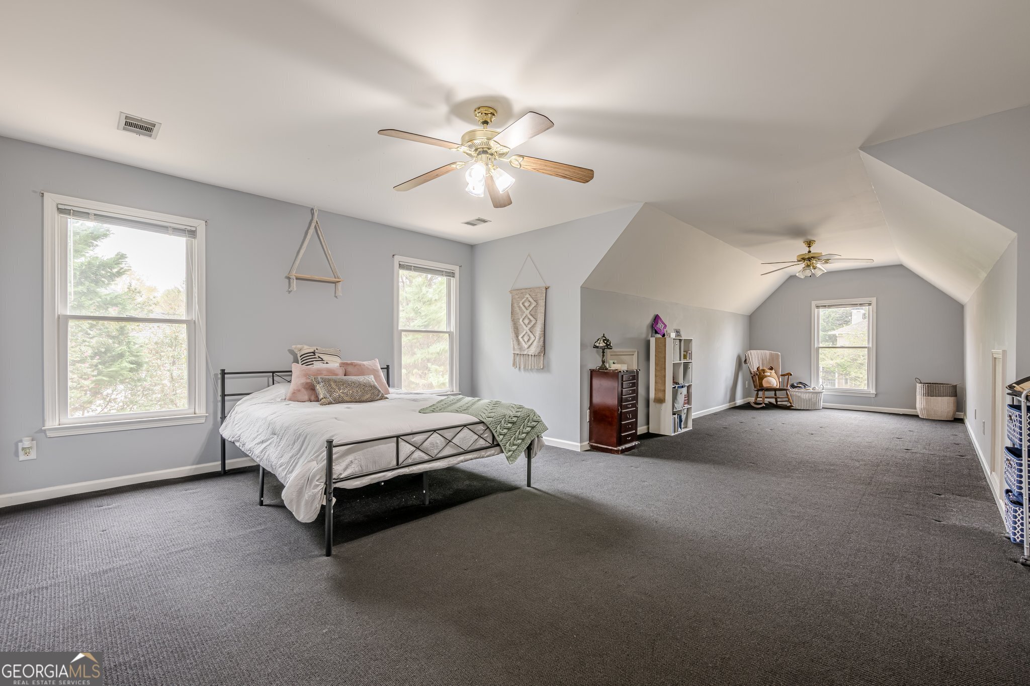 Cumming, Georgia 30040, United States, 5 Bedrooms Bedrooms, ,5 BathroomsBathrooms,Residential,Pending,102972