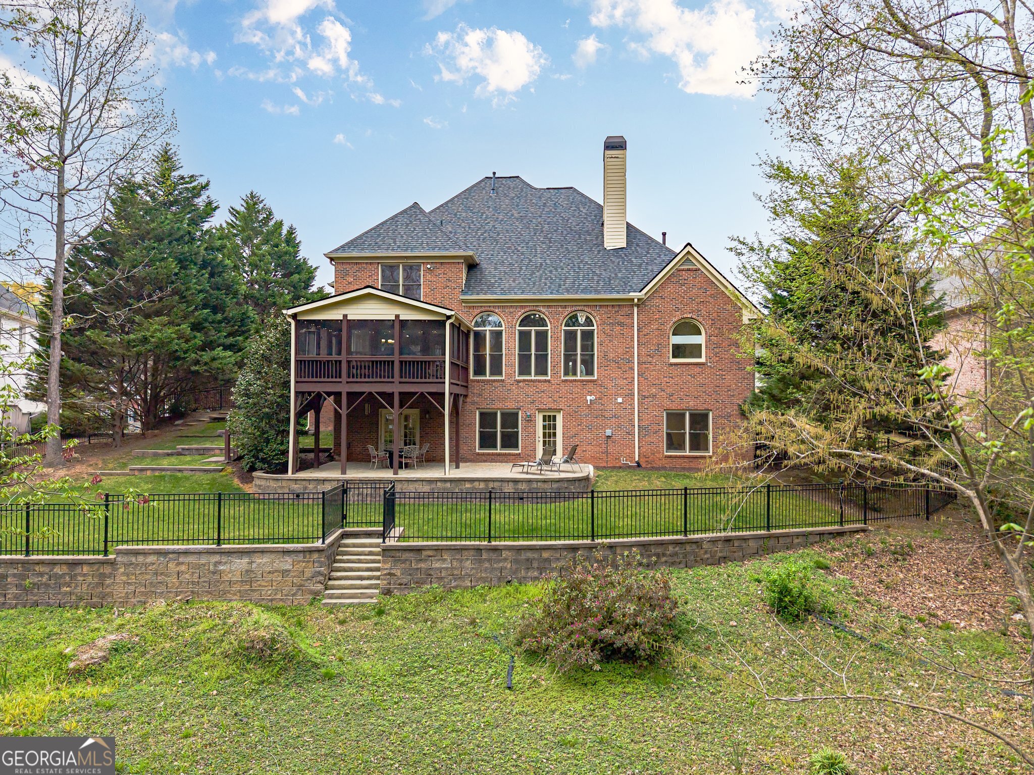 Cumming, Georgia 30040, United States, 5 Bedrooms Bedrooms, ,5 BathroomsBathrooms,Residential,Pending,102972