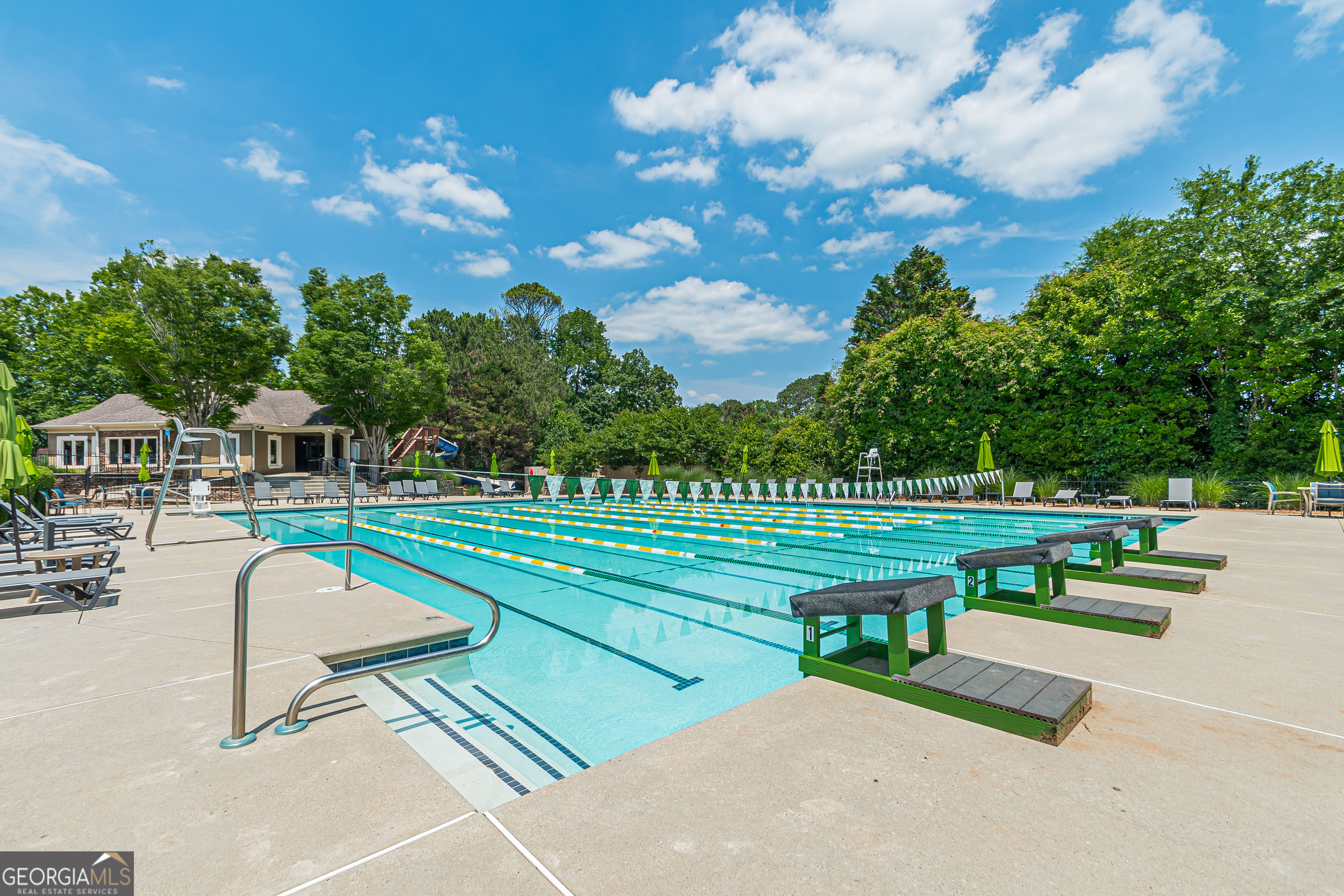 Cumming, Georgia 30040, United States, 5 Bedrooms Bedrooms, ,5 BathroomsBathrooms,Residential,Pending,102972