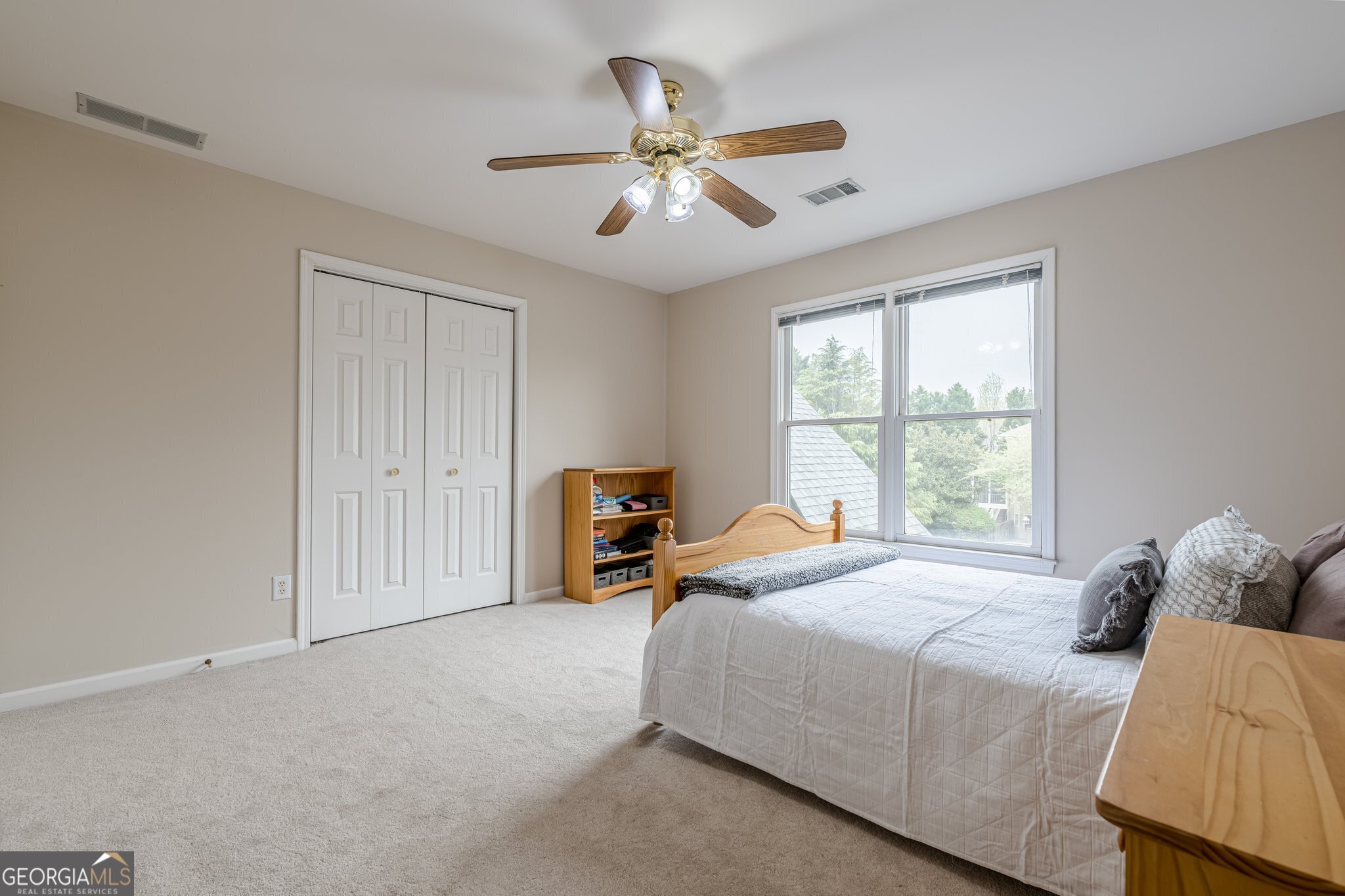 Cumming, Georgia 30040, United States, 5 Bedrooms Bedrooms, ,5 BathroomsBathrooms,Residential,Pending,102972