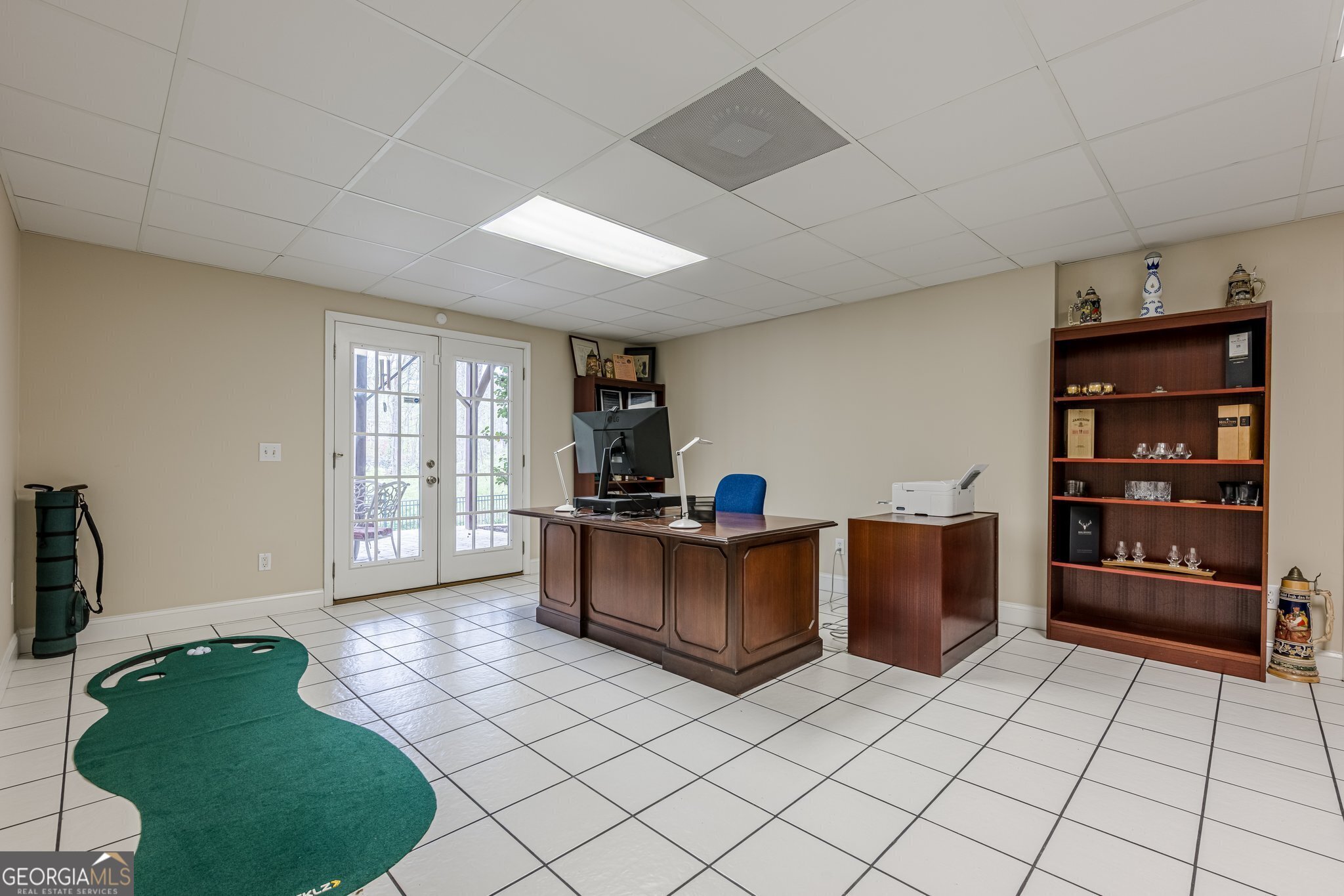 Cumming, Georgia 30040, United States, 5 Bedrooms Bedrooms, ,5 BathroomsBathrooms,Residential,Pending,102972