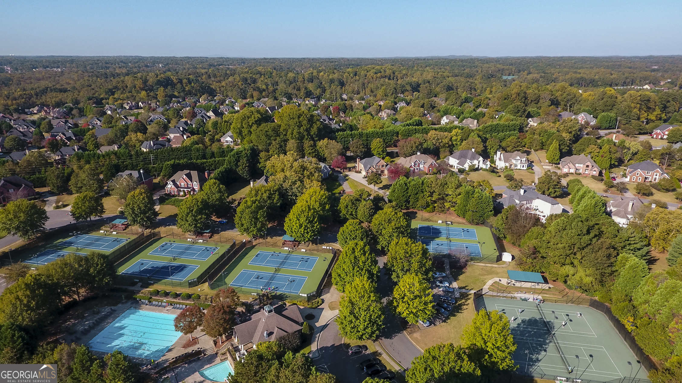 Cumming, Georgia 30040, United States, 5 Bedrooms Bedrooms, ,5 BathroomsBathrooms,Residential,Pending,102972