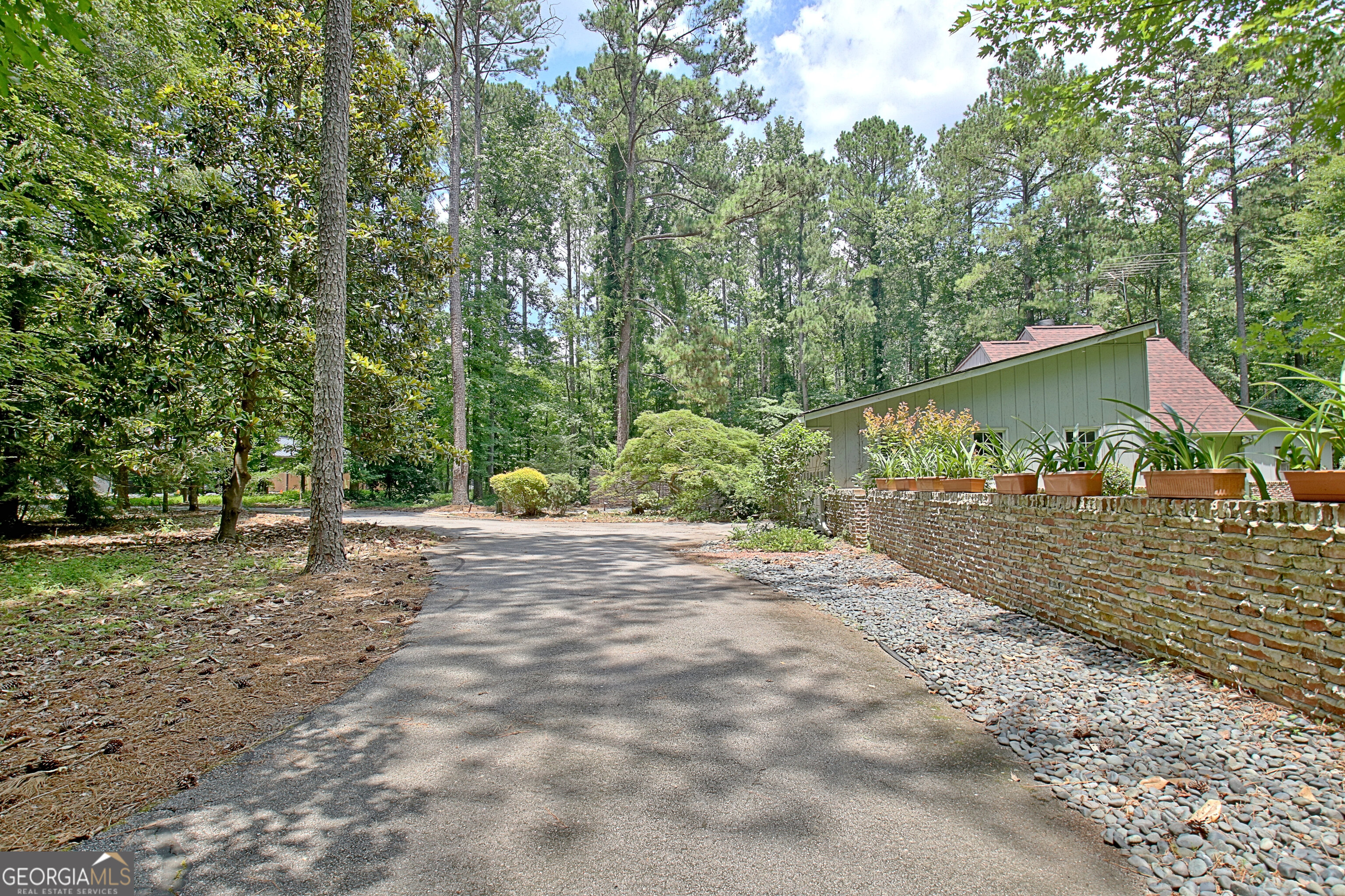 113 Camp Creek TRL