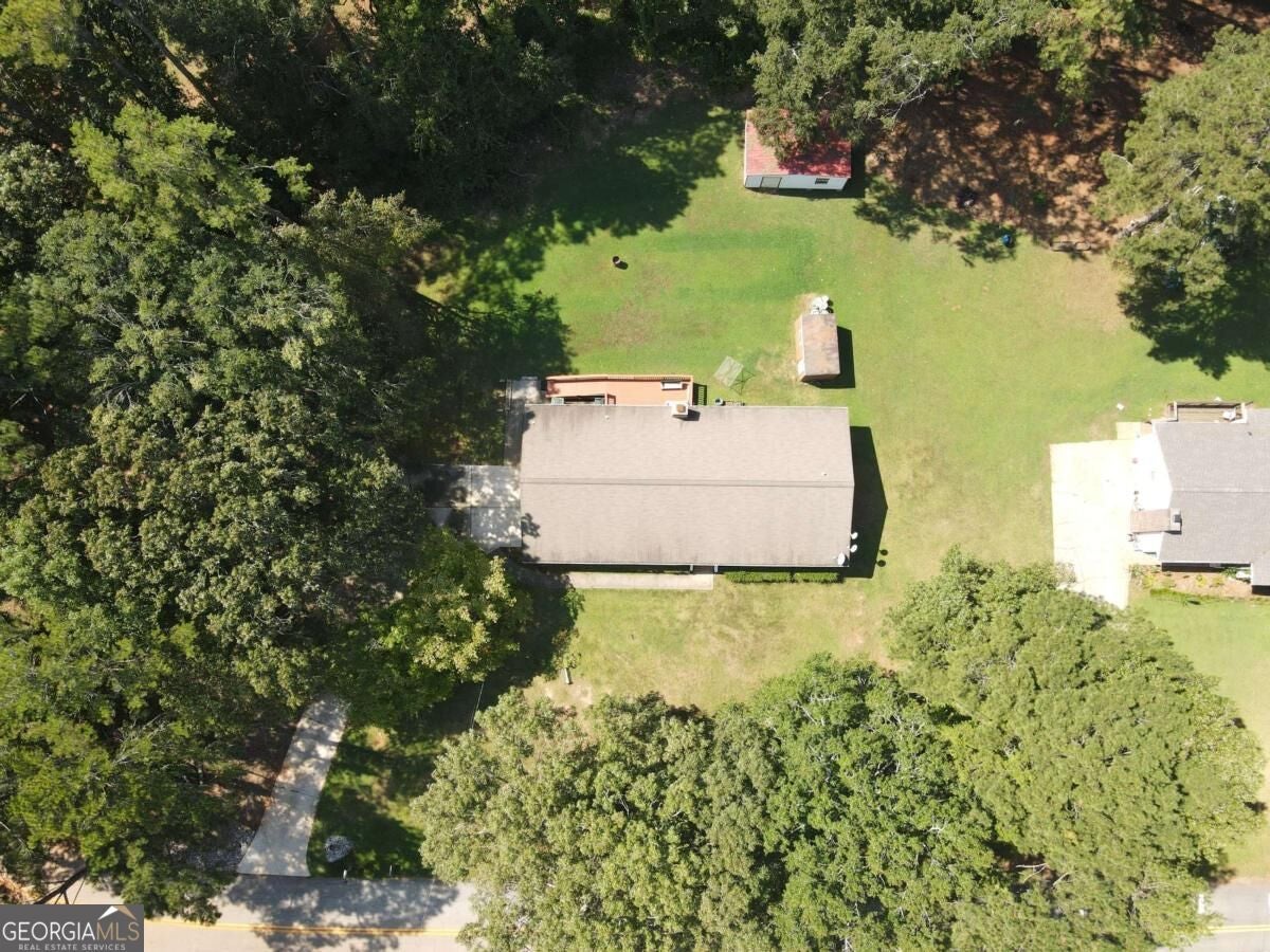 160 Helen LN