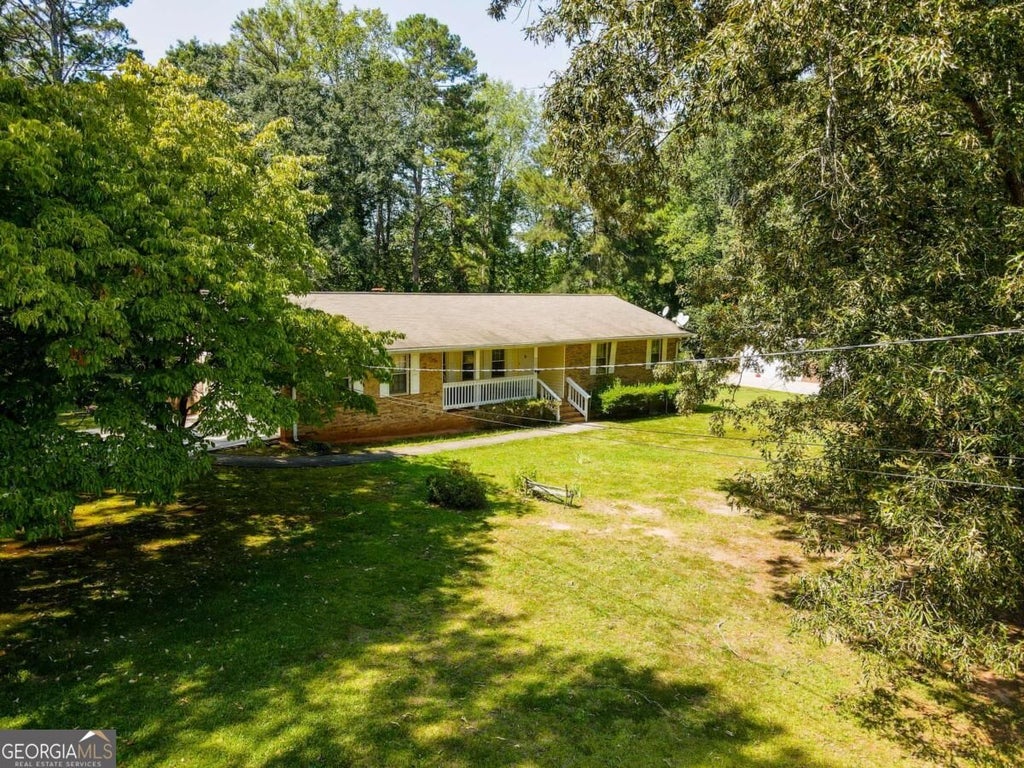 Photo of 160 Helen Lane, Stockbridge, GA 30281 (MLS # 10880551)