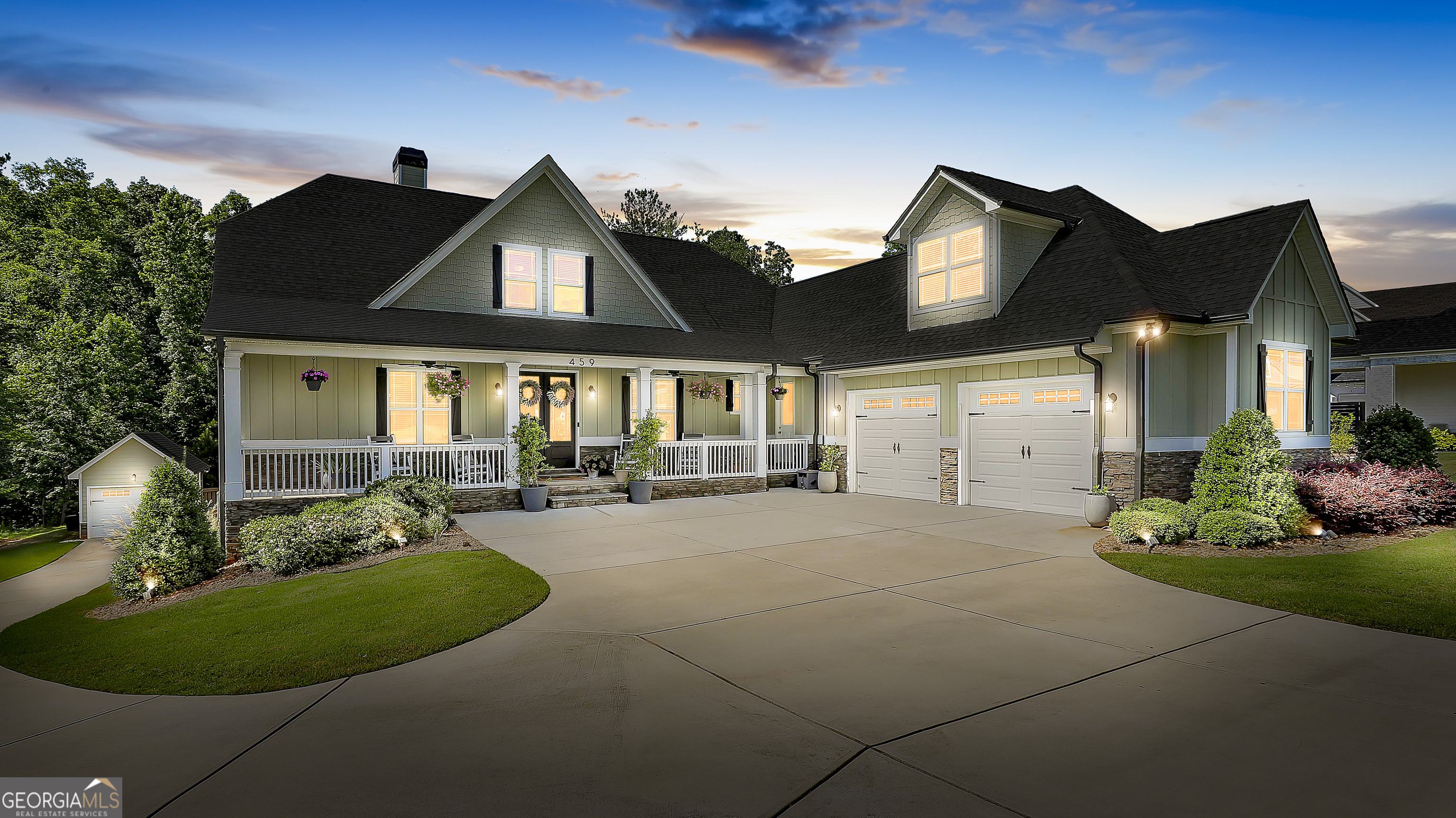 459 N Cove DR