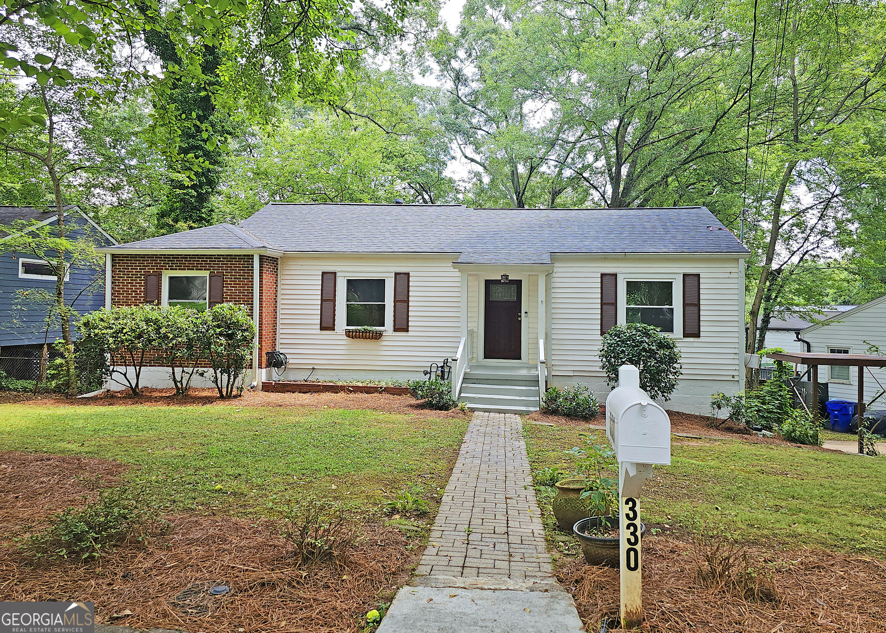 Decatur, Georgia 30030, United States, 3 Bedrooms Bedrooms, ,3 BathroomsBathrooms,Residential,Pending,78409