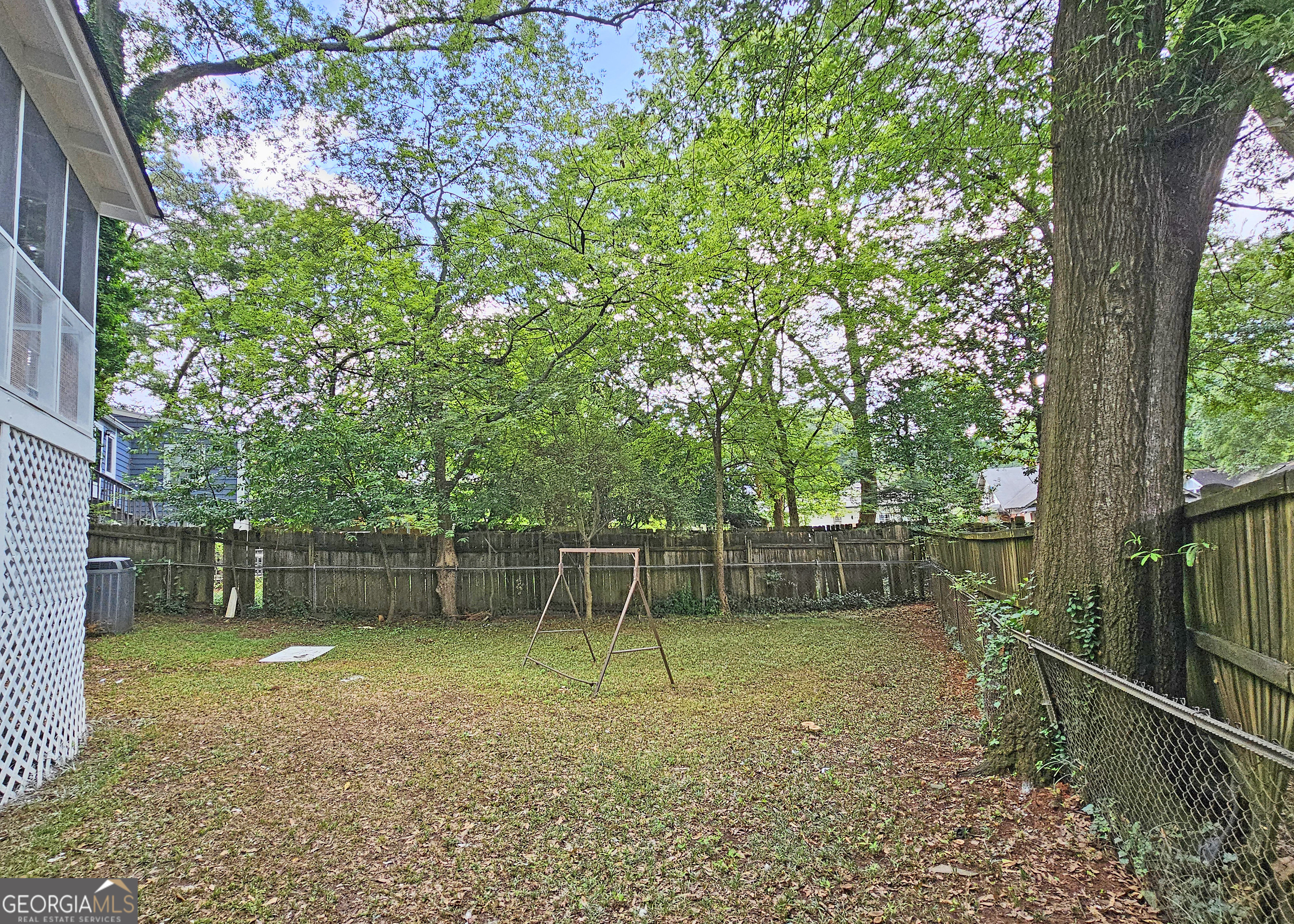 Decatur, Georgia 30030, United States, 3 Bedrooms Bedrooms, ,3 BathroomsBathrooms,Residential,Pending,78409