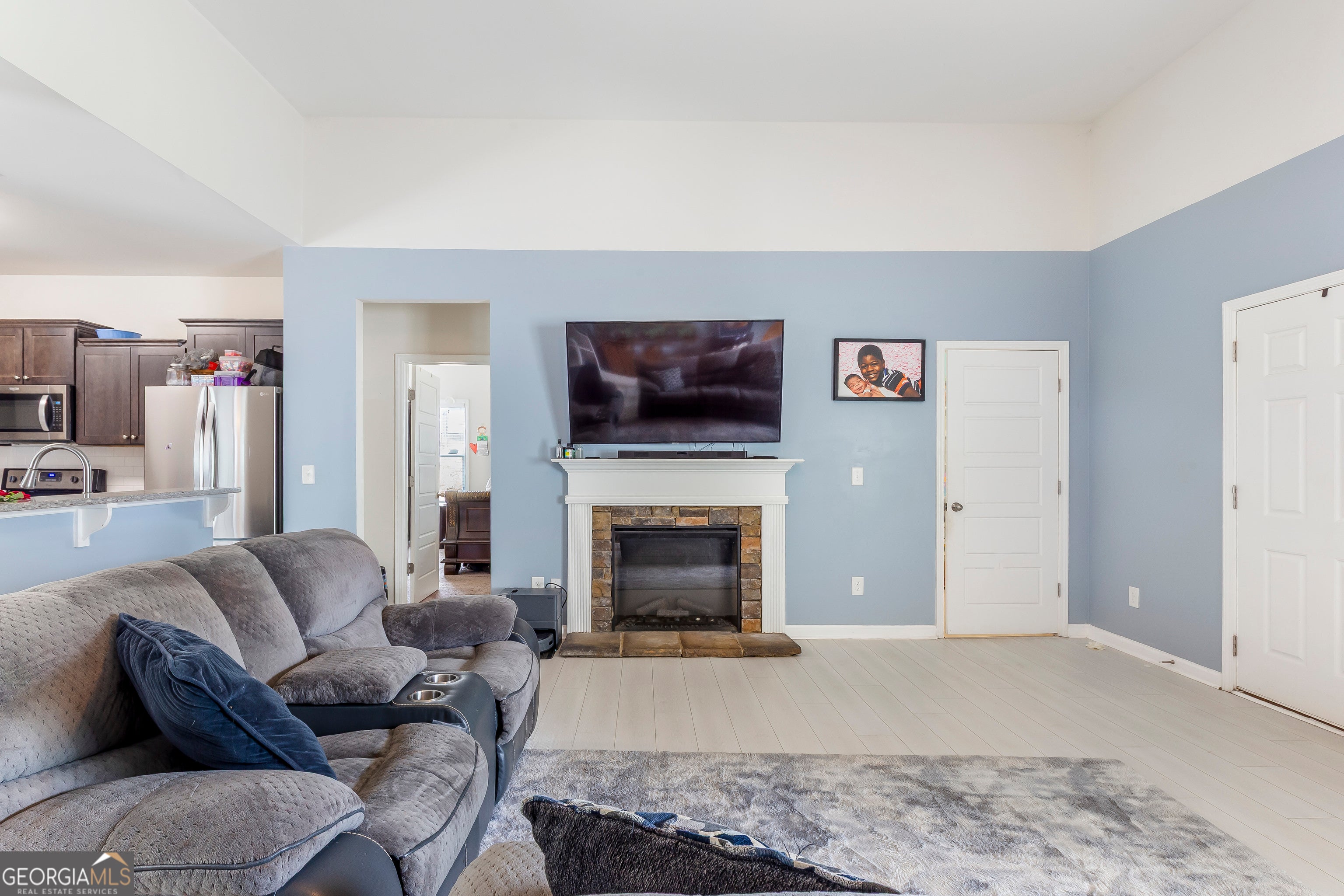 370 Springwater WAY