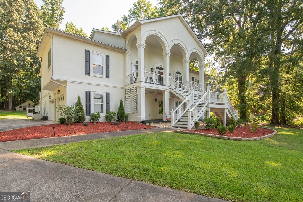115 Hazelridge LN