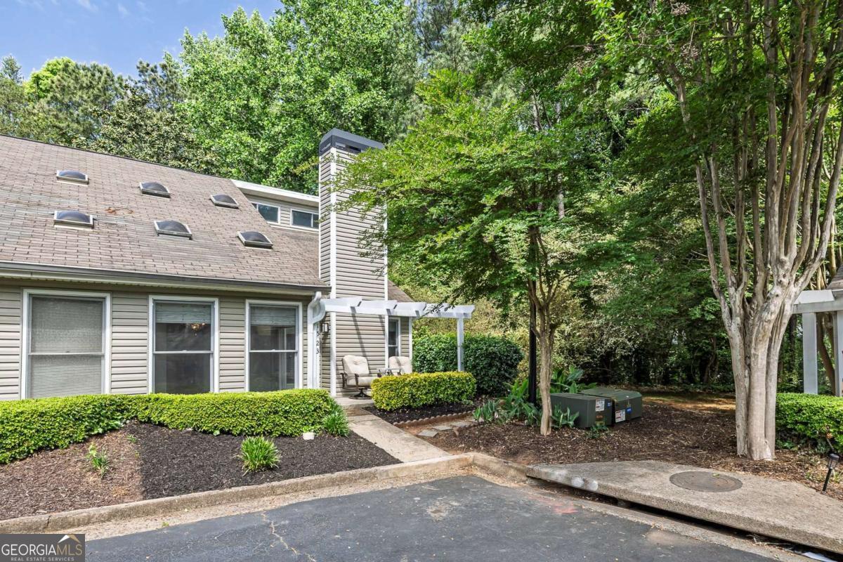 1523 Planters Ridge LN
