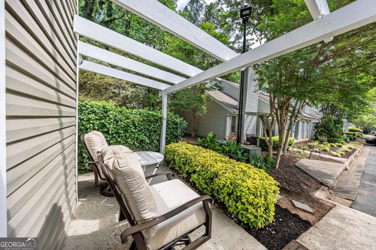 1523 Planters Ridge LN