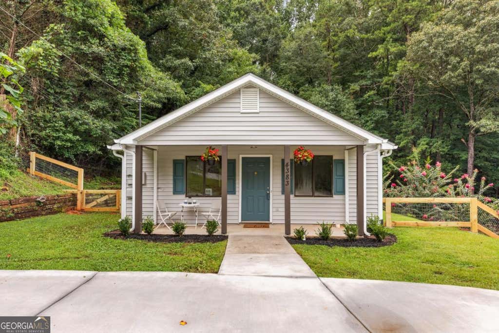 Photo of 4383 Mitchell Hill Drive, Acworth, GA 30101 (MLS # 10812883)