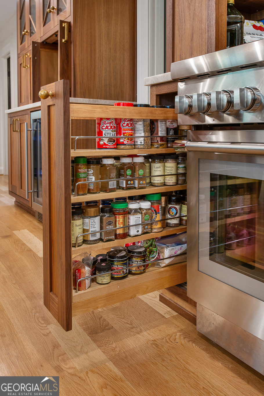 Smyrna, Georgia 30082, United States, 6 Bedrooms Bedrooms, ,5 BathroomsBathrooms,Residential,Active,118508