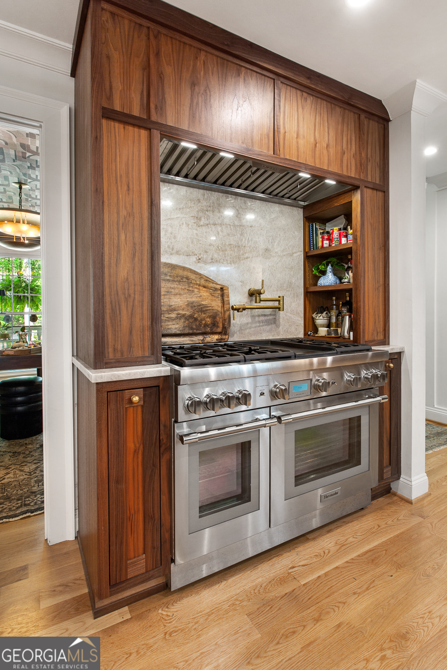 Smyrna, Georgia 30082, United States, 6 Bedrooms Bedrooms, ,5 BathroomsBathrooms,Residential,Active,118508