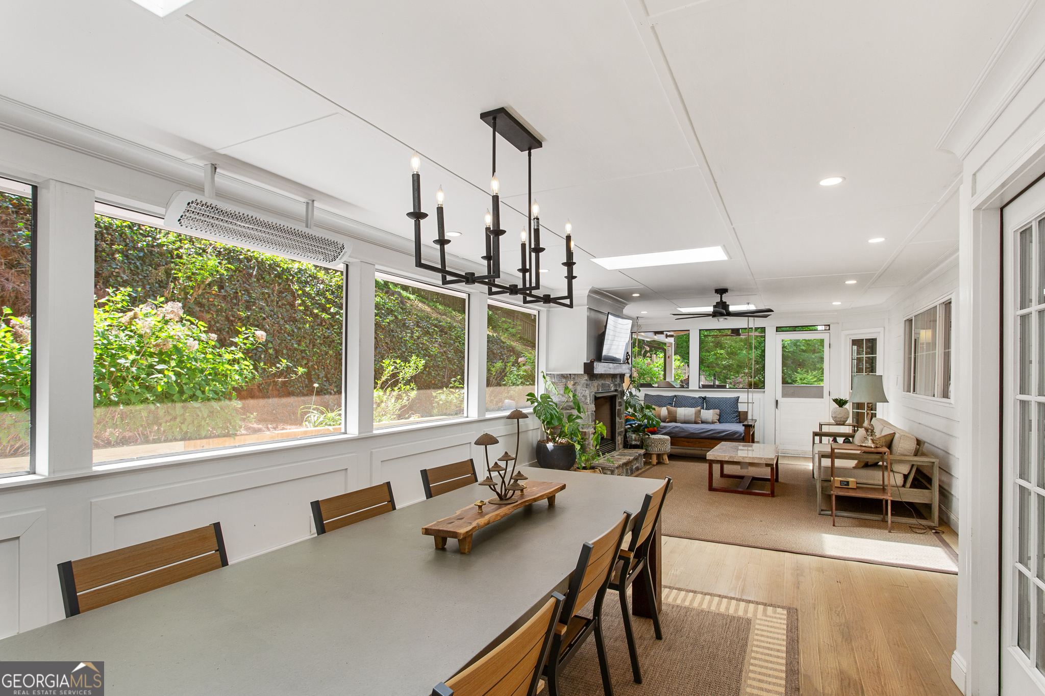 Smyrna, Georgia 30082, United States, 6 Bedrooms Bedrooms, ,5 BathroomsBathrooms,Residential,Active,118508