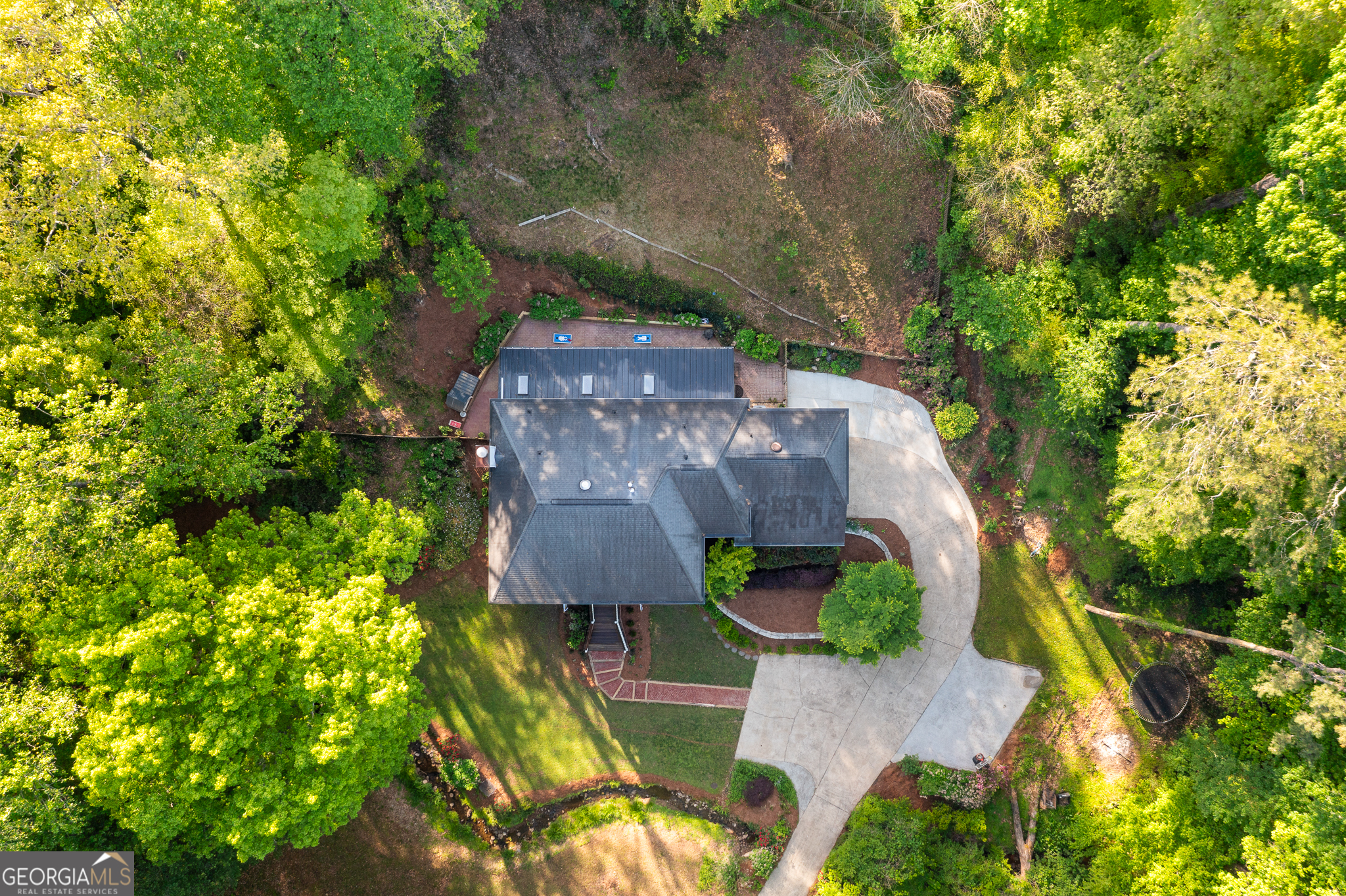 Smyrna, Georgia 30082, United States, 6 Bedrooms Bedrooms, ,5 BathroomsBathrooms,Residential,Active,118508