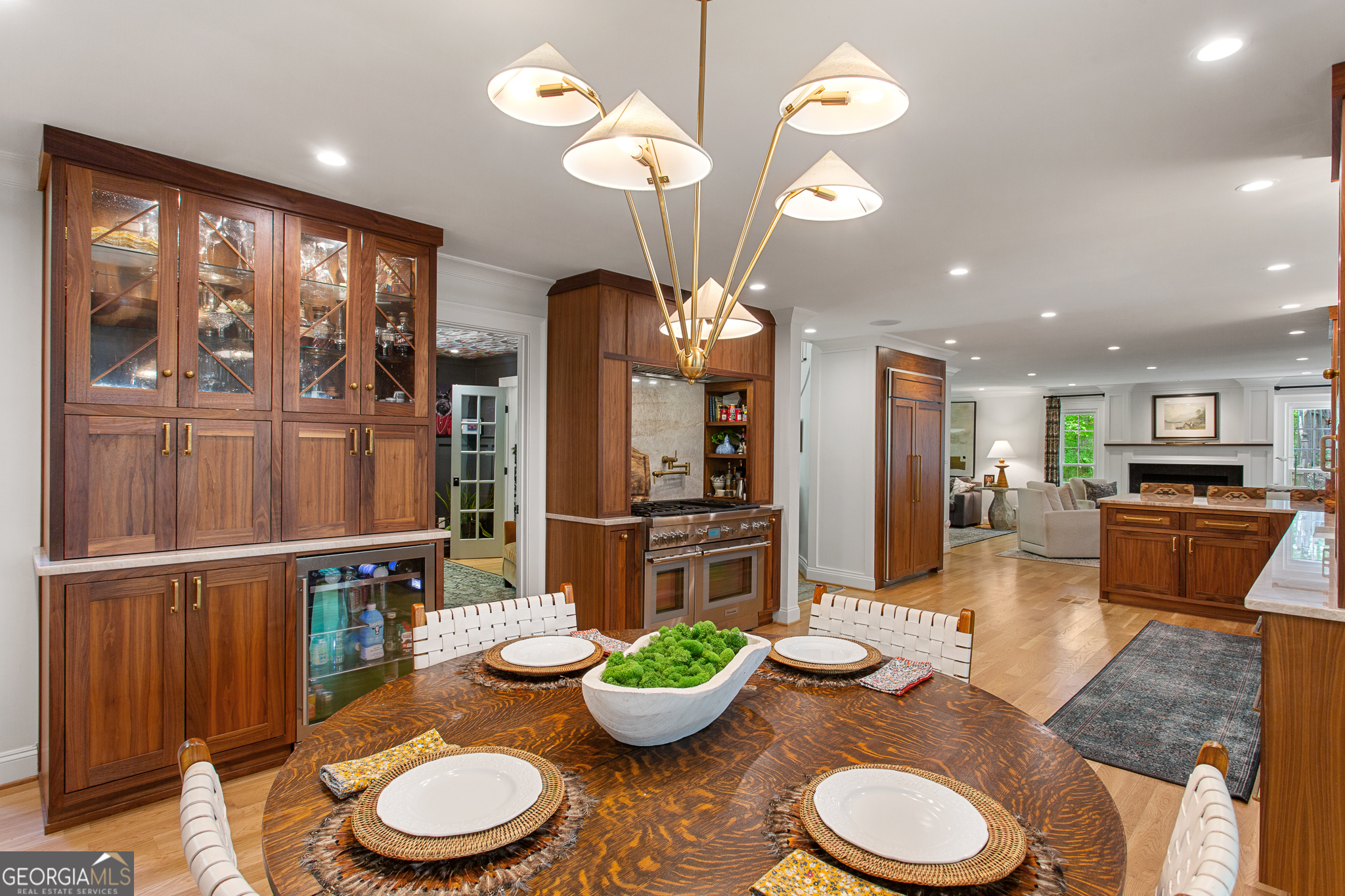 Smyrna, Georgia 30082, United States, 6 Bedrooms Bedrooms, ,5 BathroomsBathrooms,Residential,Active,118508