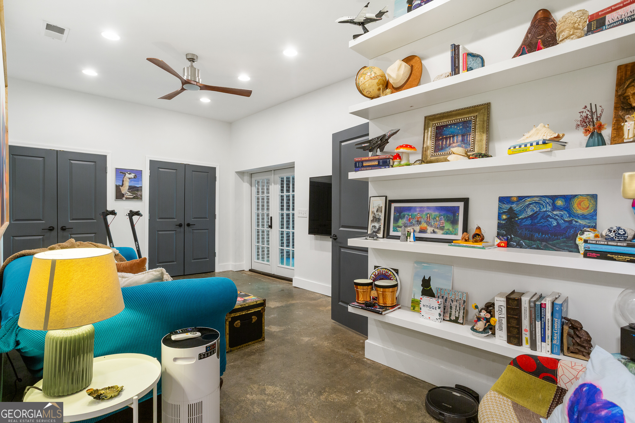 Smyrna, Georgia 30082, United States, 6 Bedrooms Bedrooms, ,5 BathroomsBathrooms,Residential,Active,118508