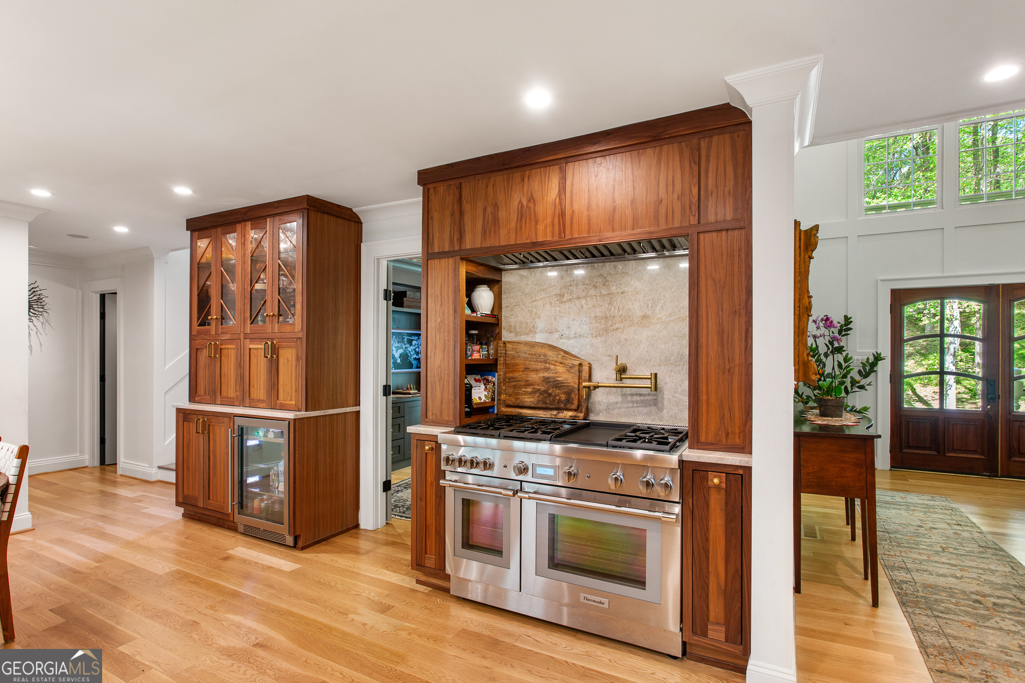 Smyrna, Georgia 30082, United States, 6 Bedrooms Bedrooms, ,5 BathroomsBathrooms,Residential,Active,118508