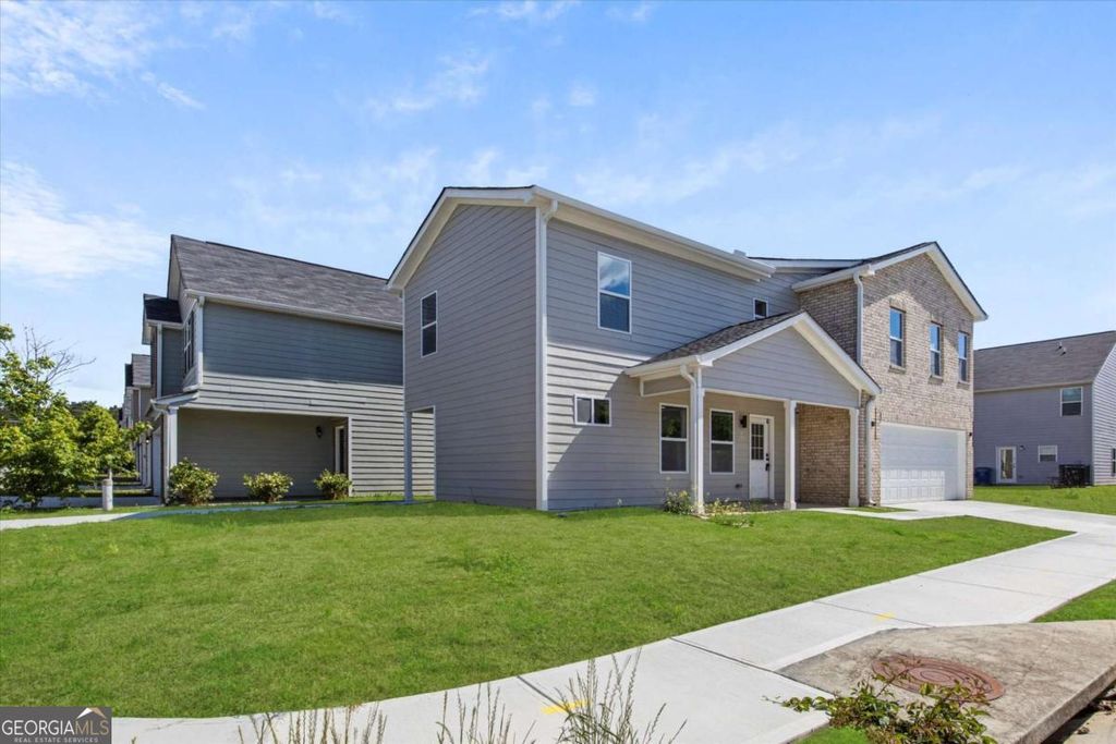 Photo of 3634 Oakleaf Pass, Fairburn, GA 30213 (MLS # 10671685)