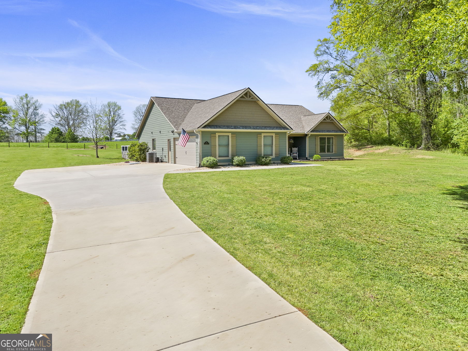 75 Flagstone DR