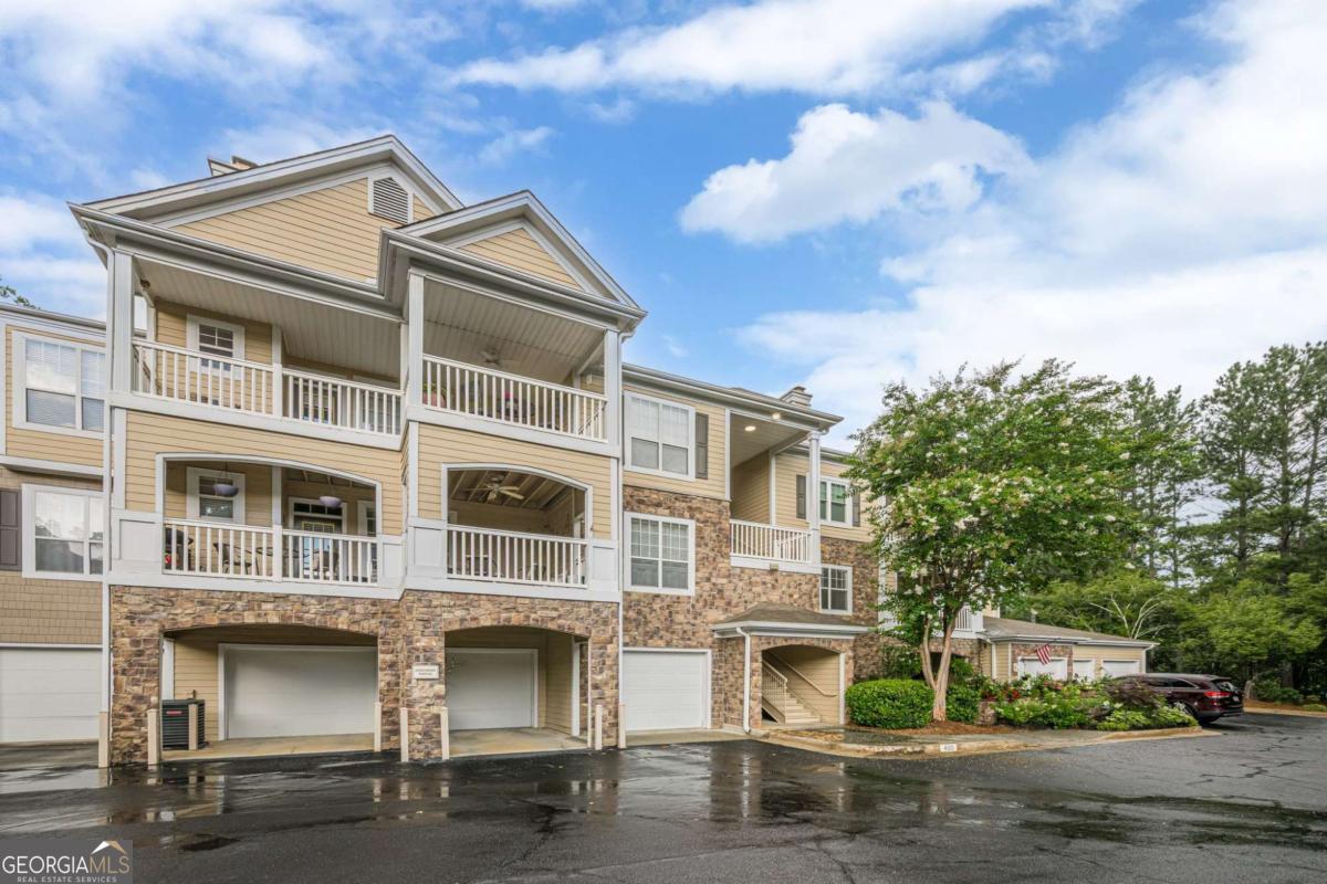422 Pembrooke CIR 422